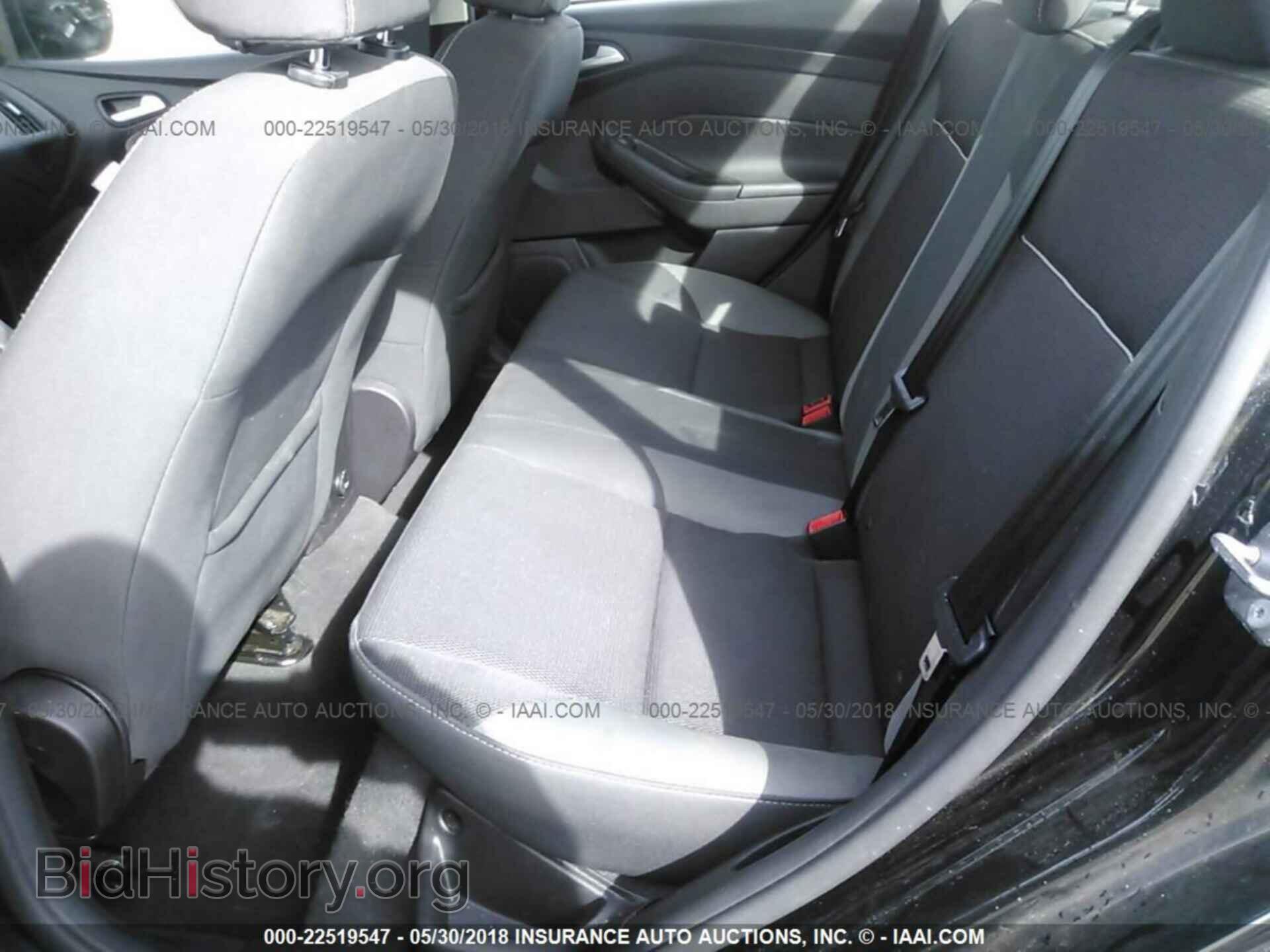 2014 Ford Focus - VIN: 1FADP3F20EL459418 - Photo 8