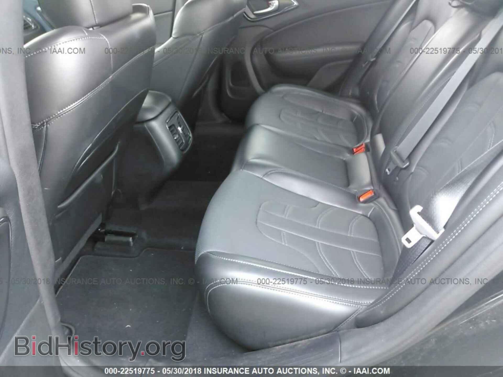 2016 Chrysler 200 - VIN: 1C3CCCBB7GN162097 - Photo 8