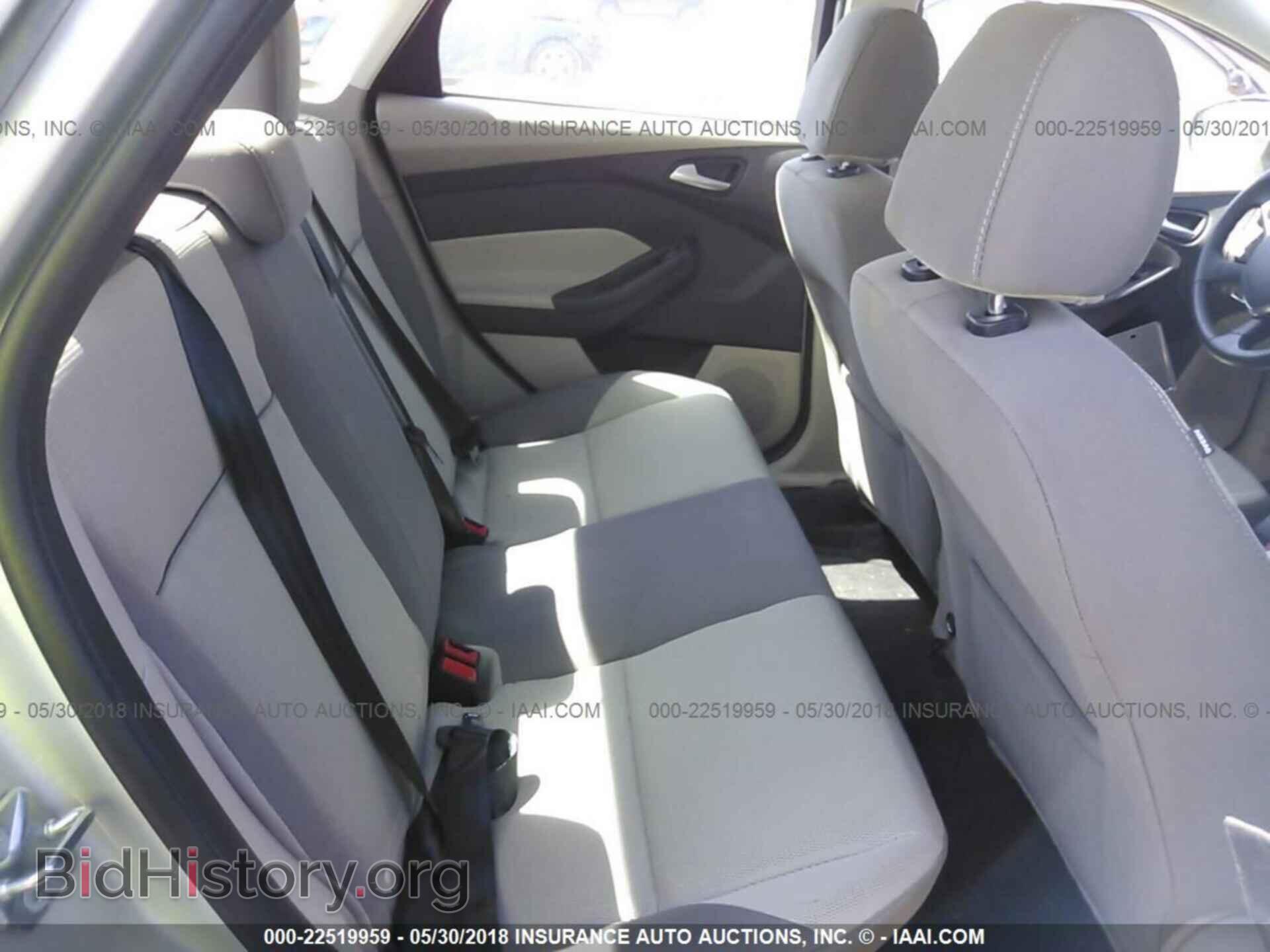 2014 Ford Focus - VIN: 1FADP3F24EL389793 - Фото 8