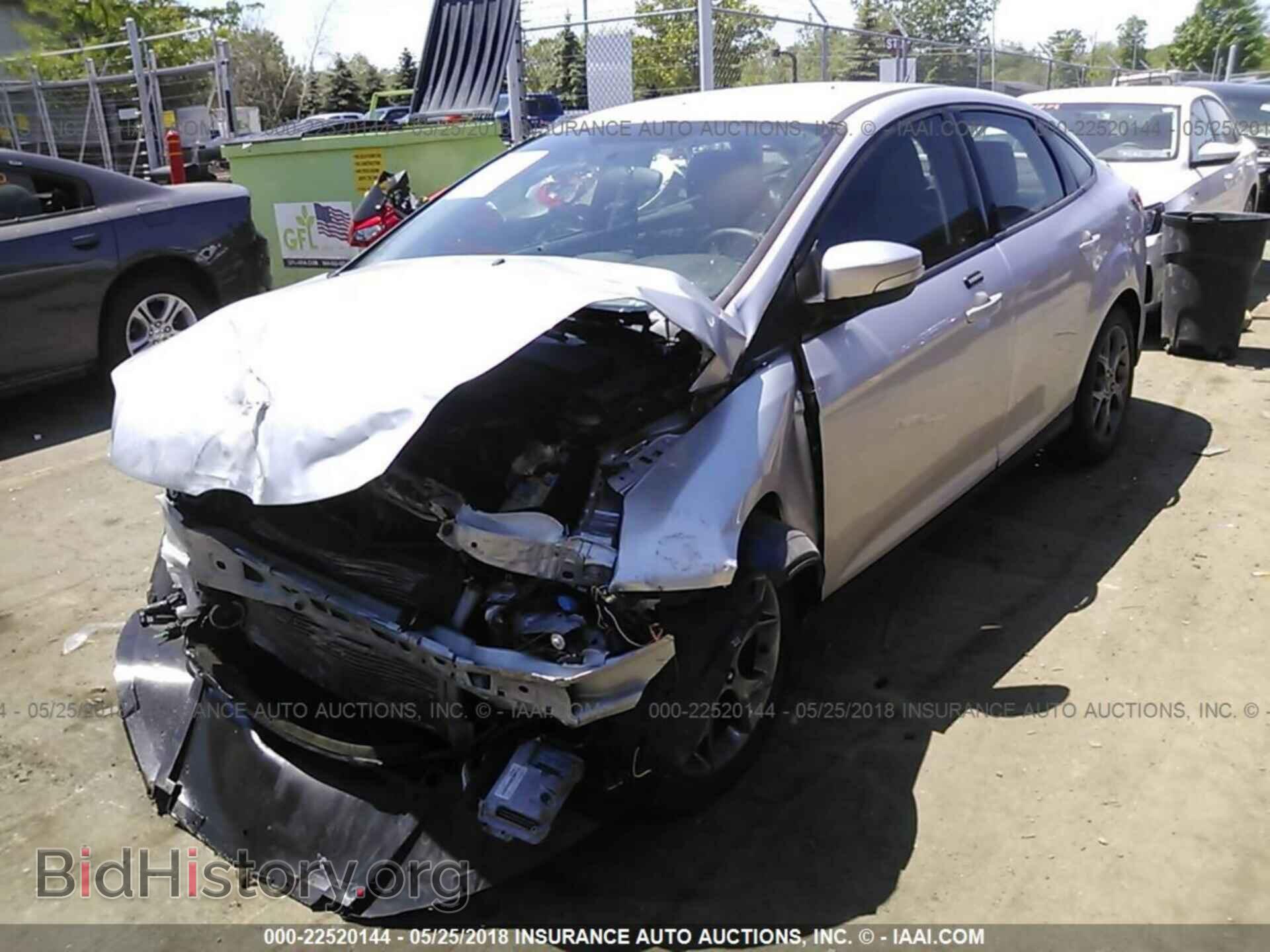 2014 Ford Focus - VIN: 1FADP3F26EL411213 - Photo 2