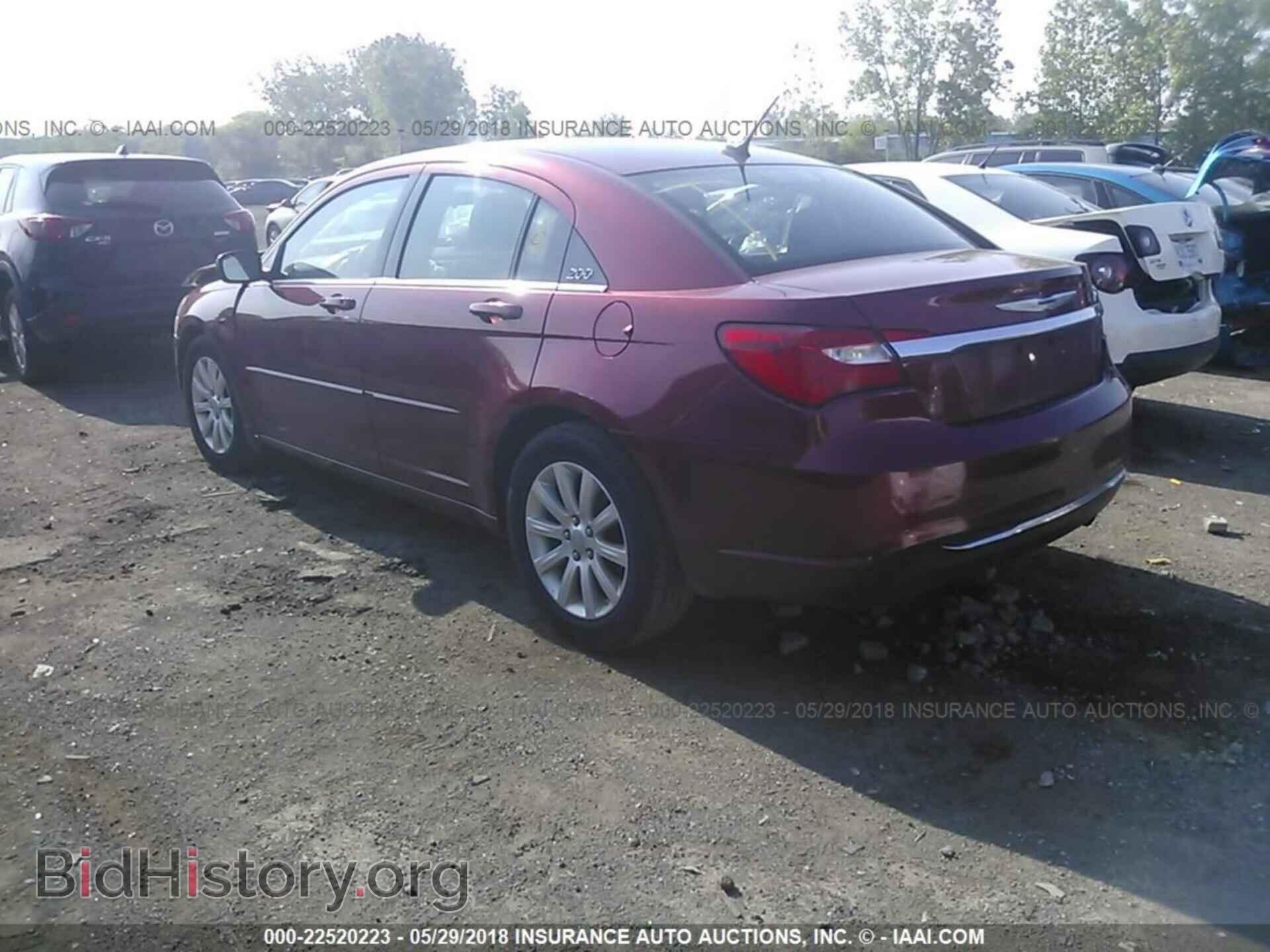 2013 Chrysler 200 - VIN: 1C3CCBBB1DN732889 - Фото 3