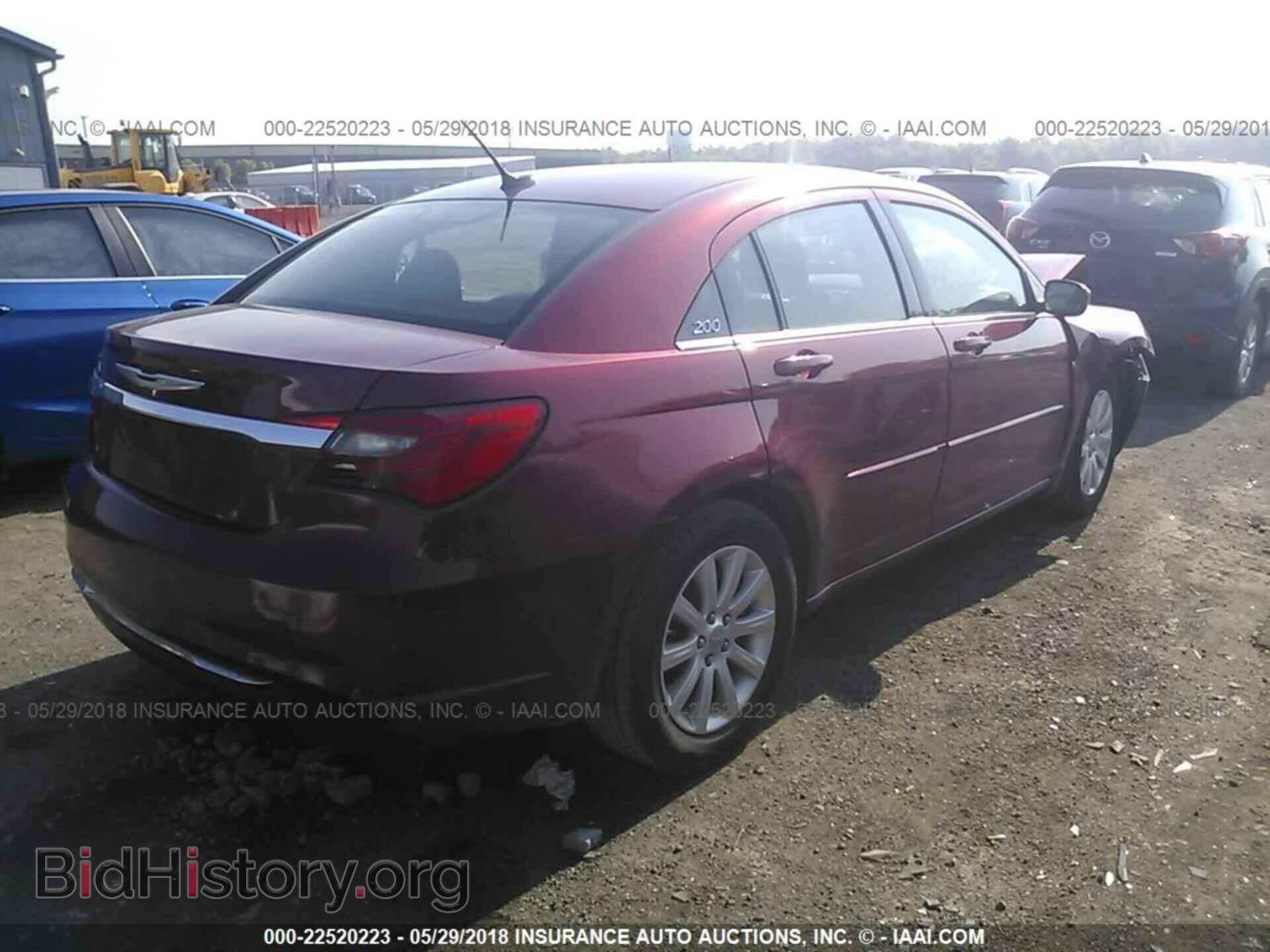 2013 Chrysler 200 - VIN: 1C3CCBBB1DN732889 - Фото 4