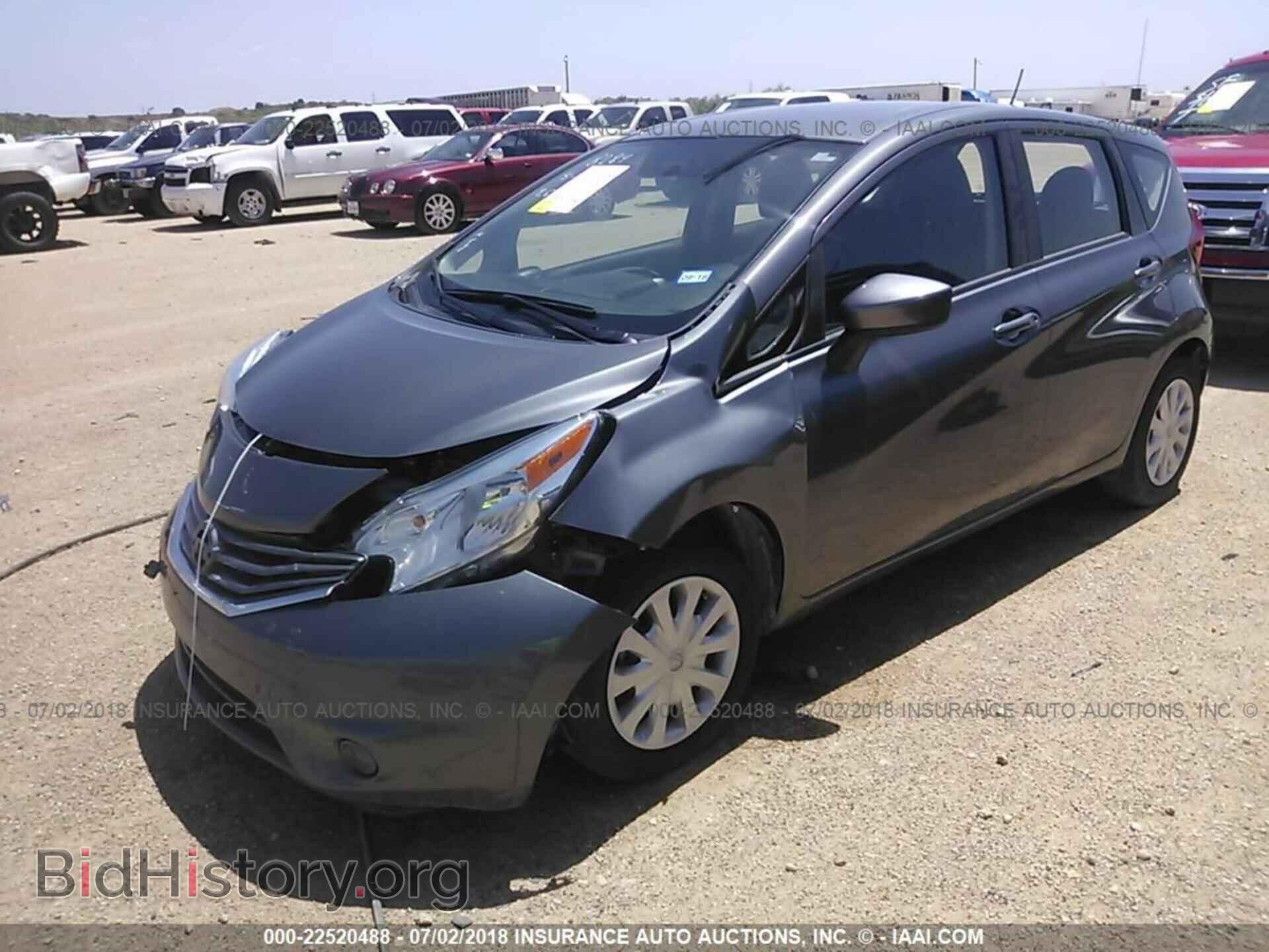2016 Nissan Versa note - VIN: 3N1CE2CP4GL358284 - Фото 2