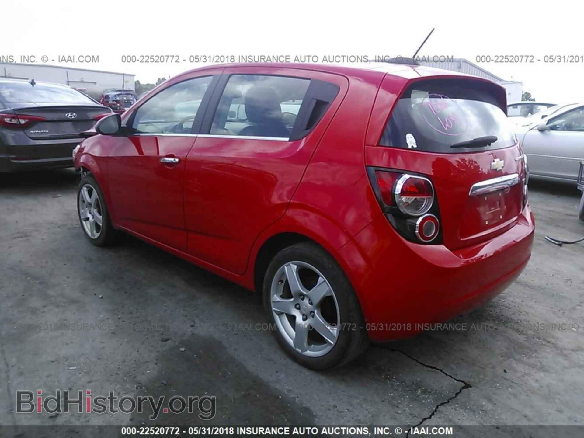 2015 Chevrolet Sonic - VIN: 1G1JE6SB7F4145540 - Фото 3