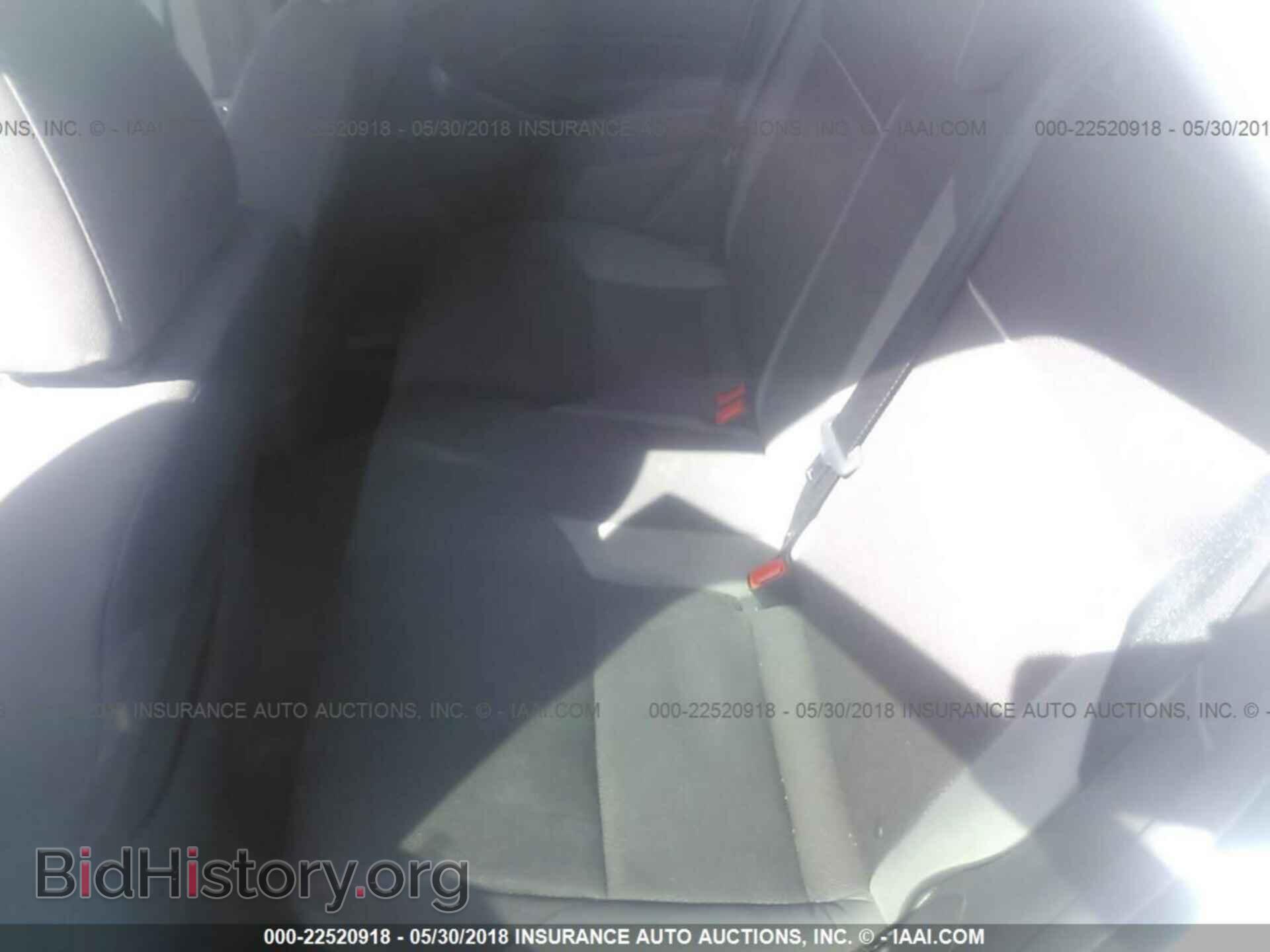 2014 Ford Focus - VIN: 1FADP3K25EL322450 - Photo 8