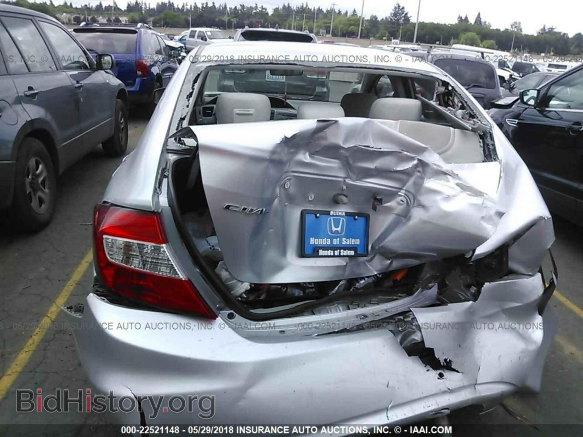 2012 Honda Civic - VIN: 2HGFB2F56CH301683 - Photo 6
