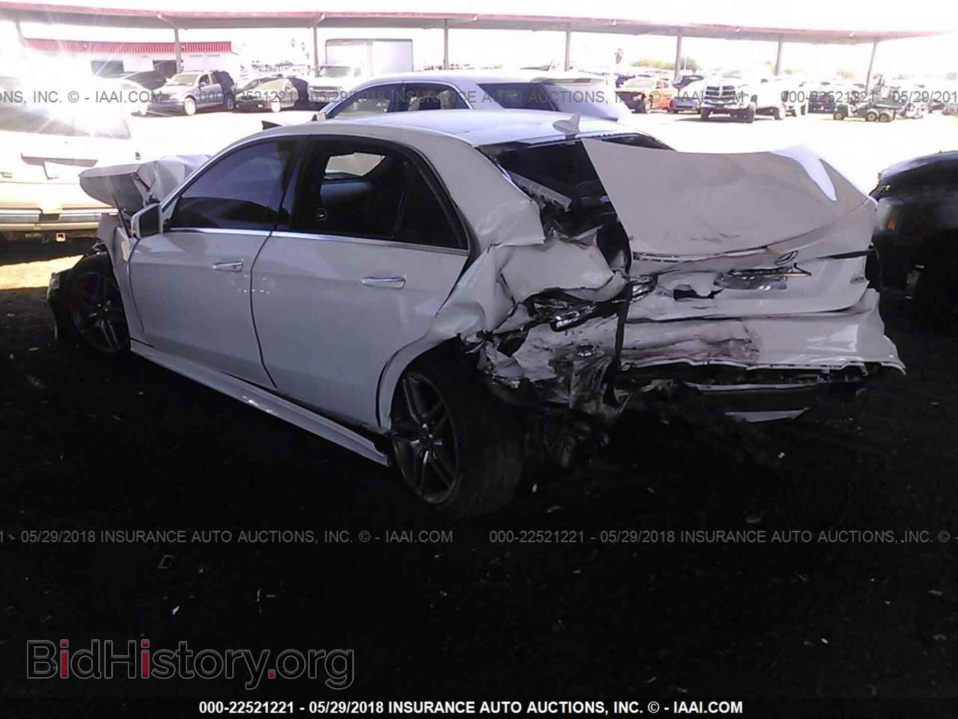 2014 Mercedes-benz E - VIN: WDDHF5KB6EB056877 - Фото 3