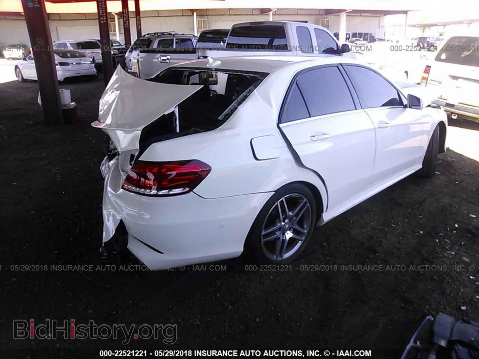 2014 Mercedes-benz E - VIN: WDDHF5KB6EB056877 - Фото 4