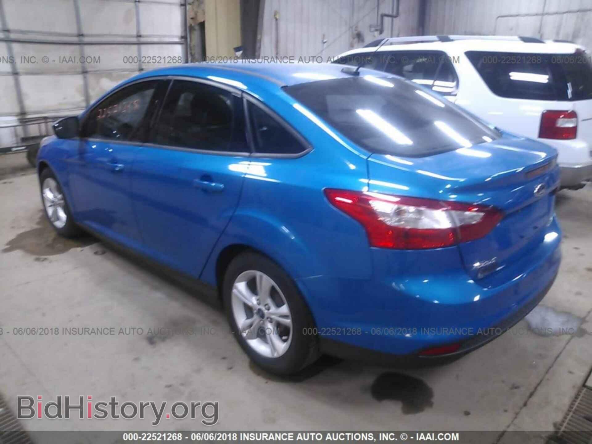 2014 Ford Focus - VIN: 1FADP3F25EL409825 - Фото 3