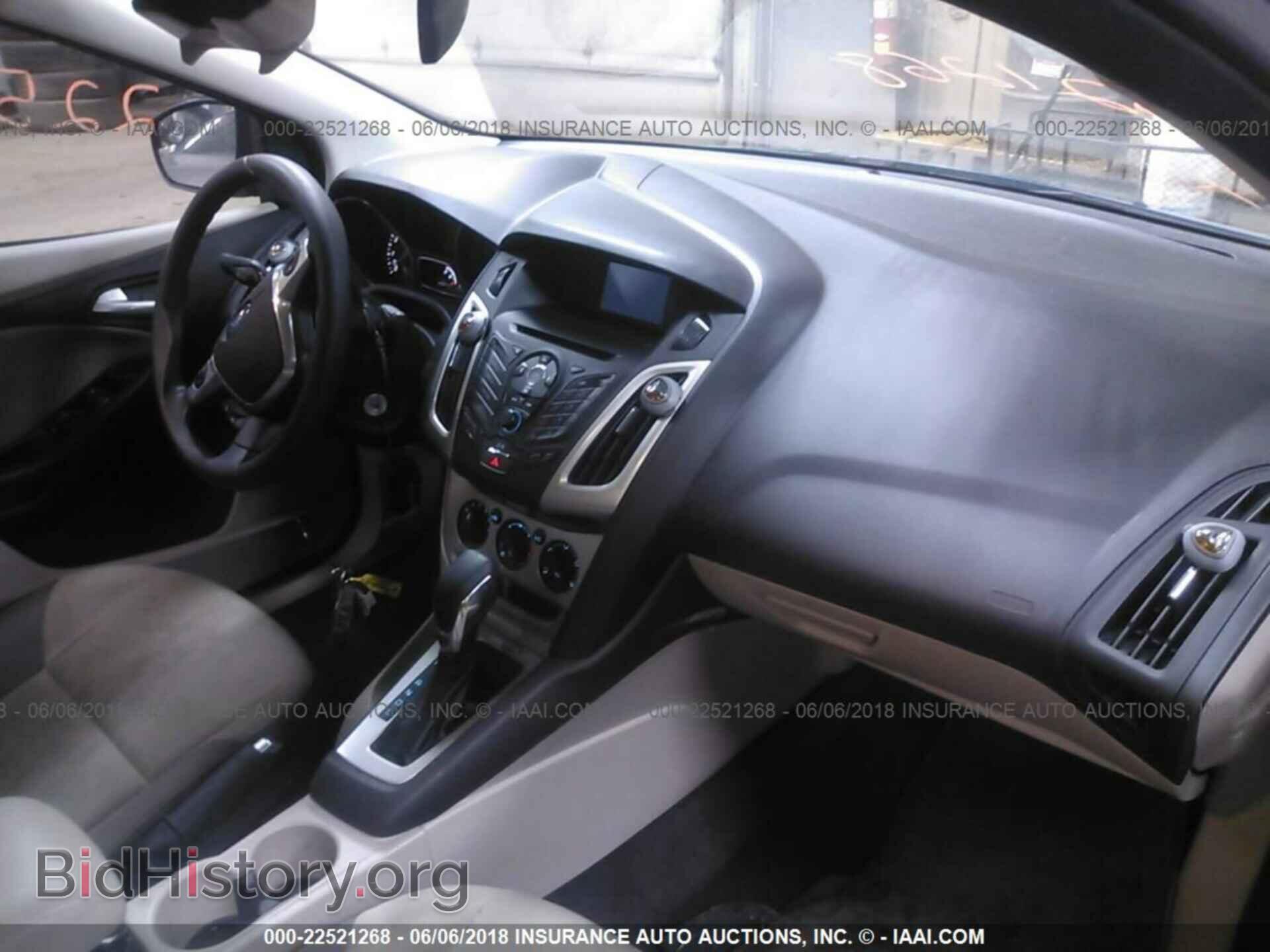 2014 Ford Focus - VIN: 1FADP3F25EL409825 - Фото 5