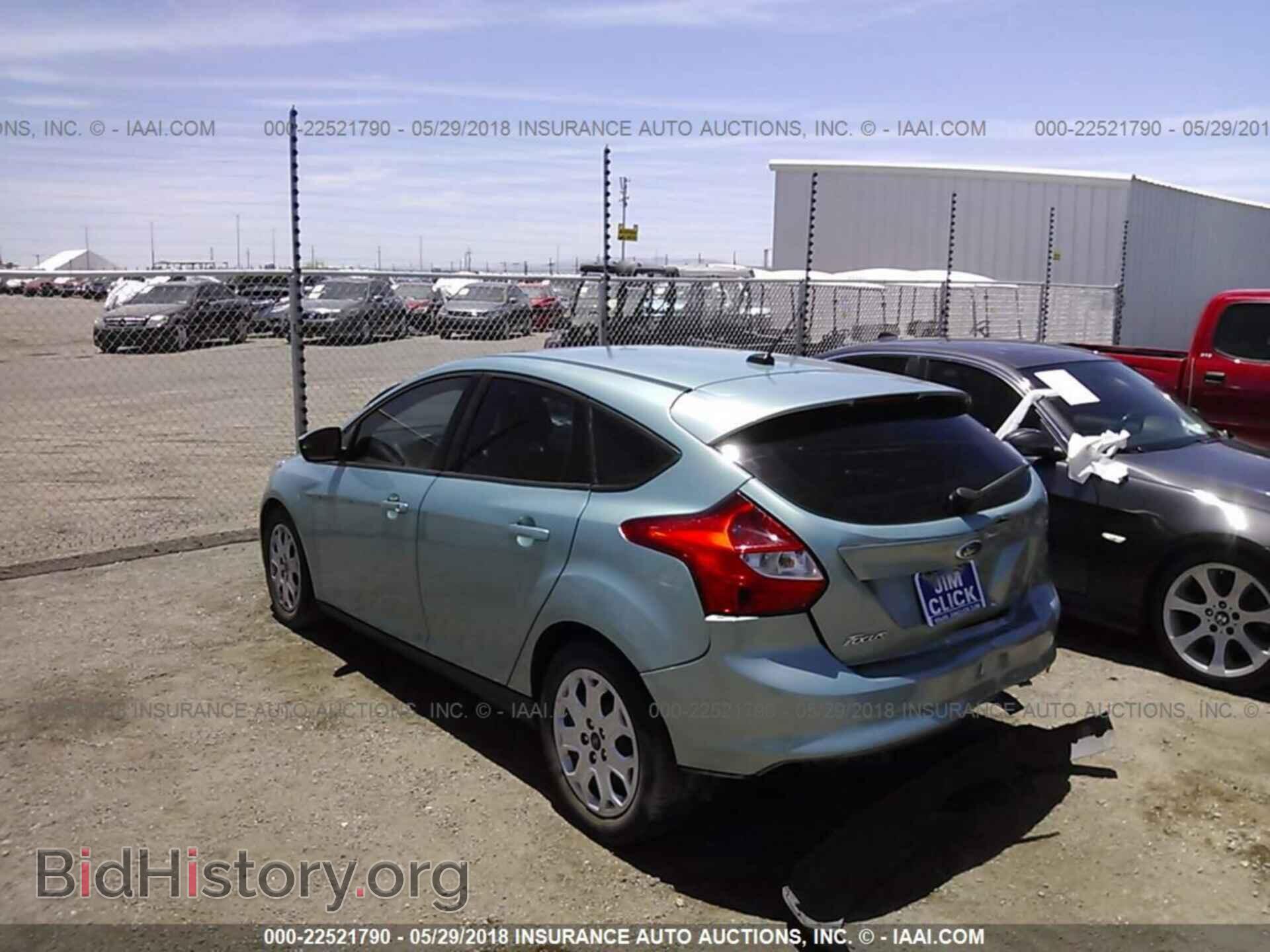 2012 Ford Focus - VIN: 1FAHP3K24CL256049 - Фото 3