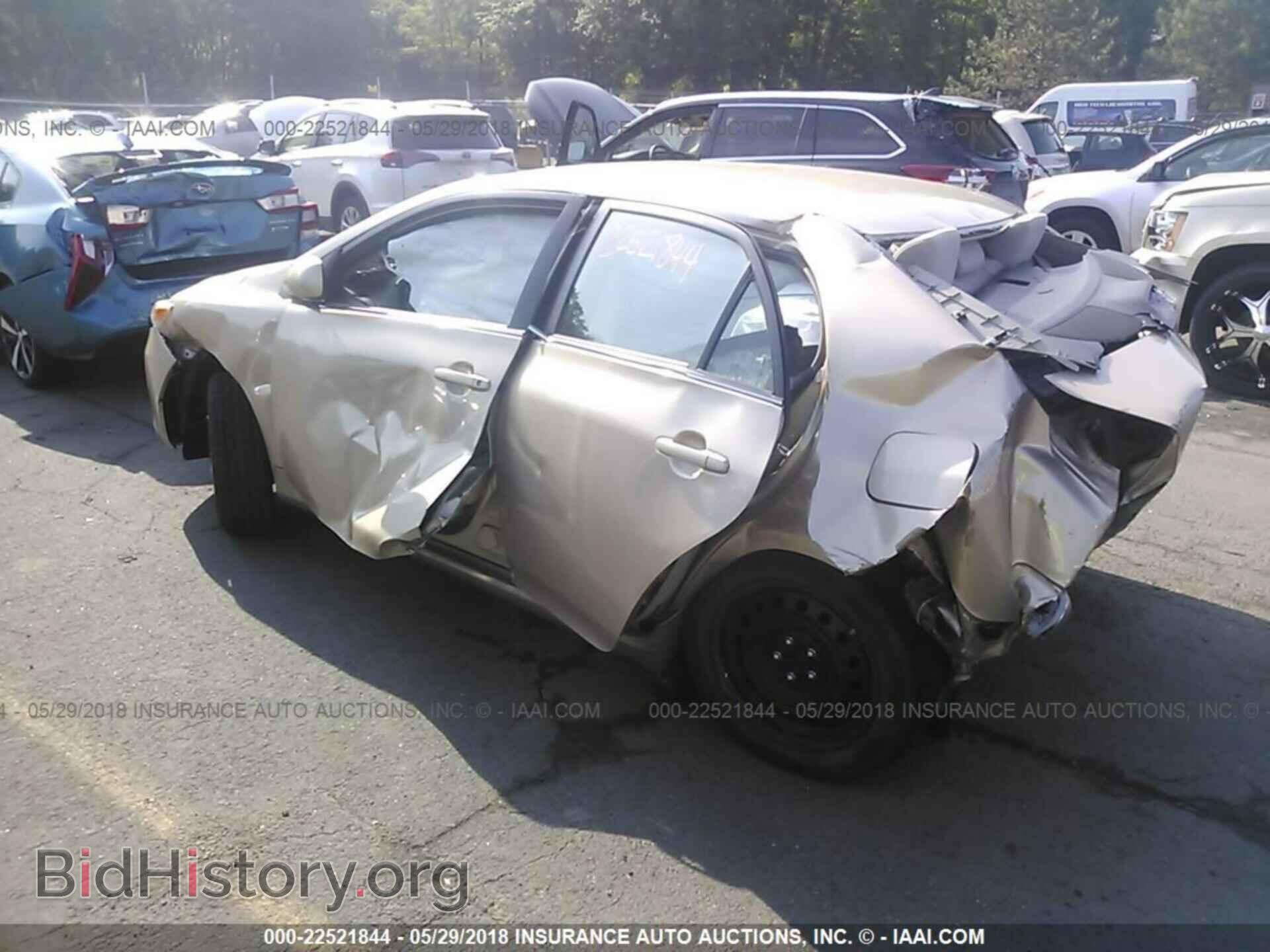 2013 Toyota Corolla - VIN: 2T1BU4EE5DC951945 - Photo 3