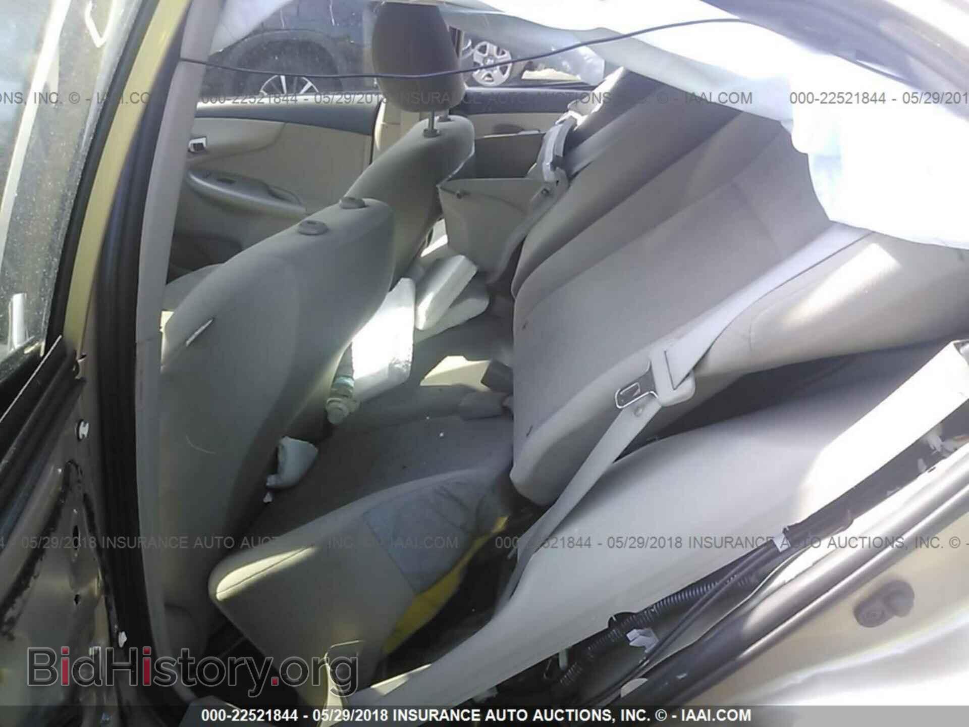 2013 Toyota Corolla - VIN: 2T1BU4EE5DC951945 - Photo 8