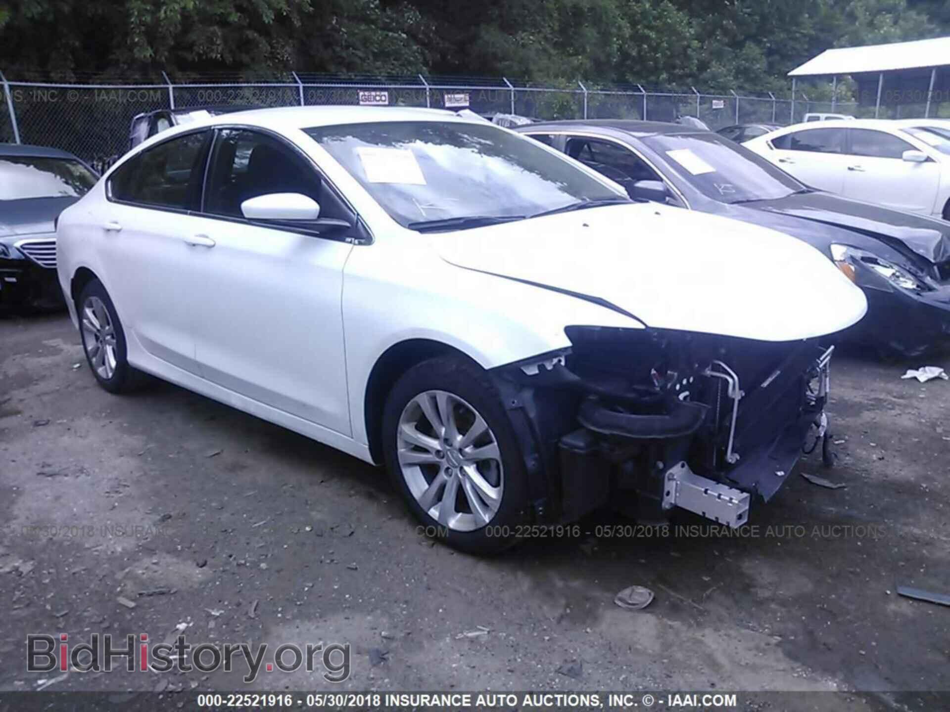 Photo 1C3CCCAB6FN650294 - Chrysler 200 2015