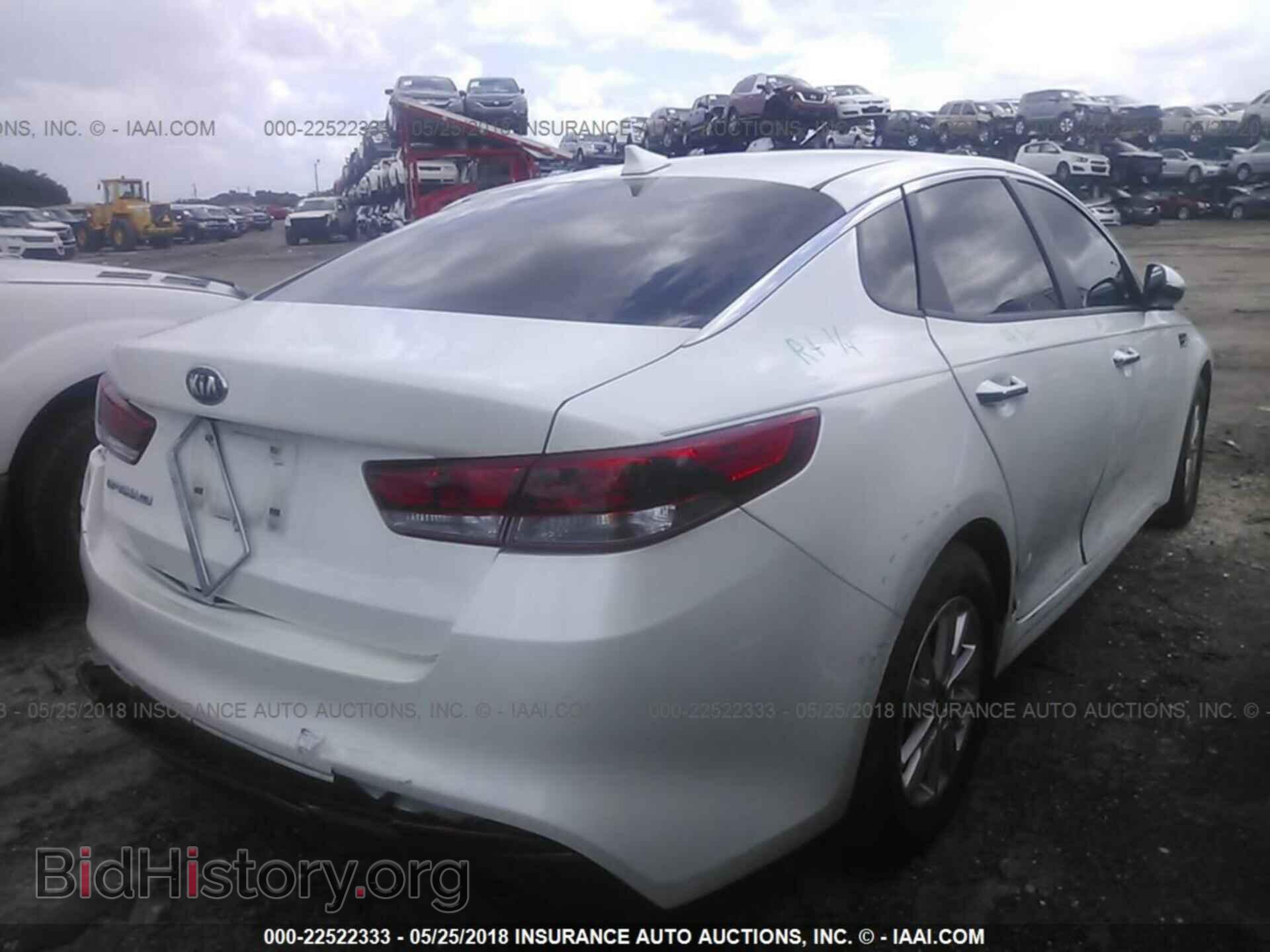 2016 Kia Optima - VIN: KNAGT4L37G5098411 - Photo 4
