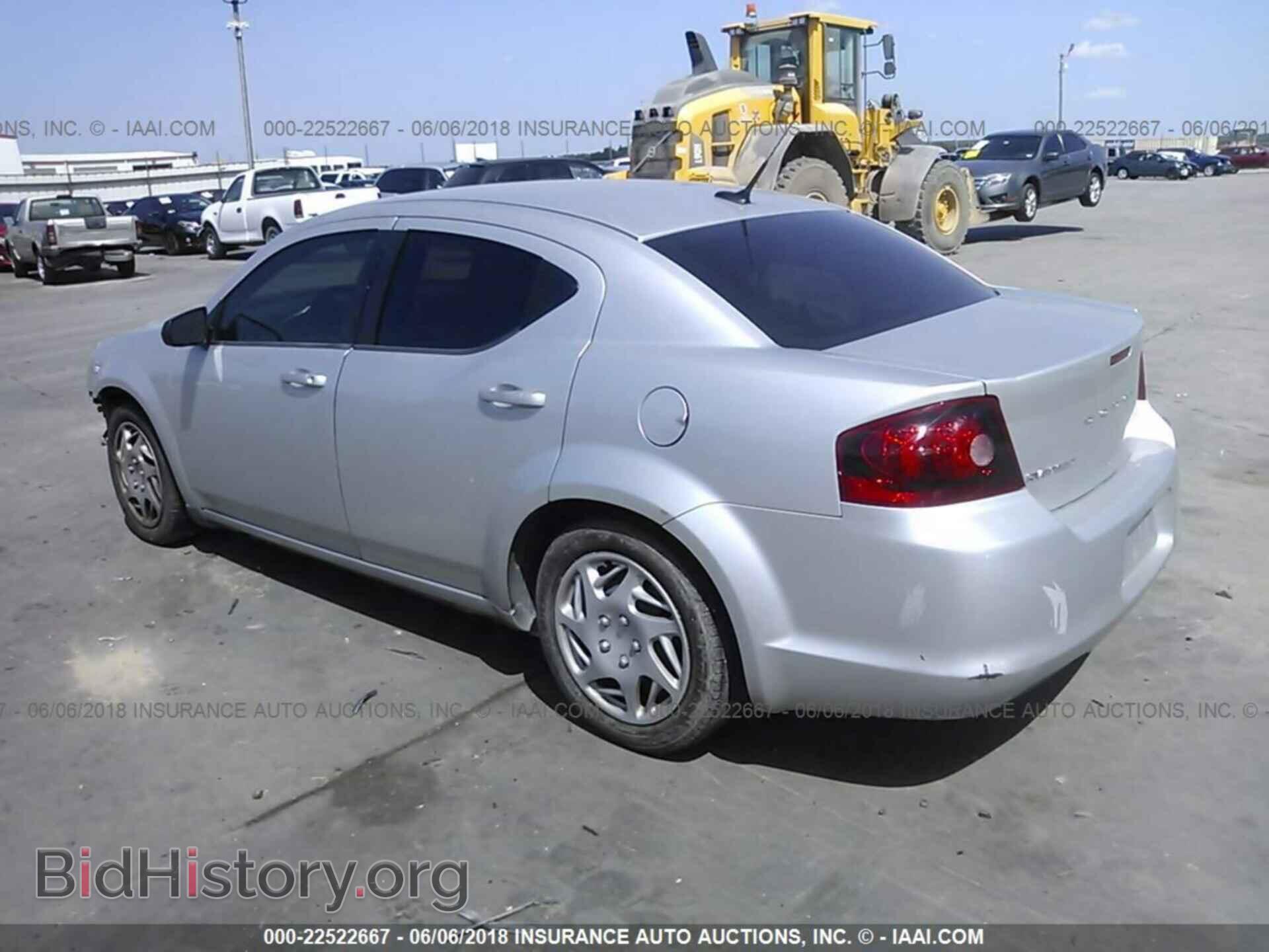 2011 Dodge Avenger - VIN: 1B3BD4FB9BN546493 - Photo 3