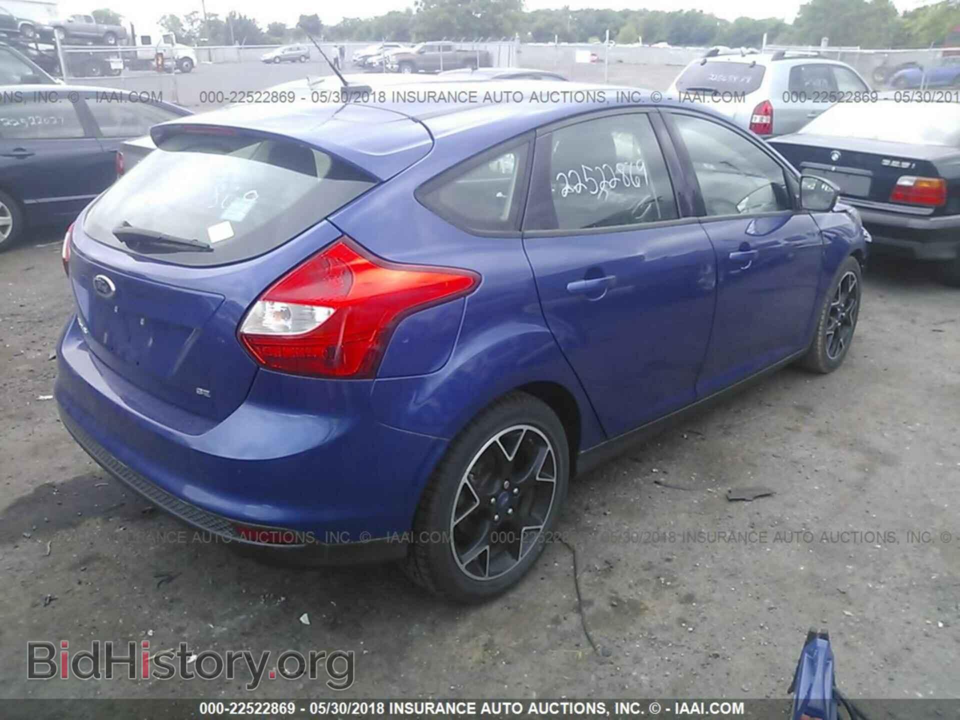 2012 Ford Focus - VIN: 1FAHP3K29CL408343 - Photo 4