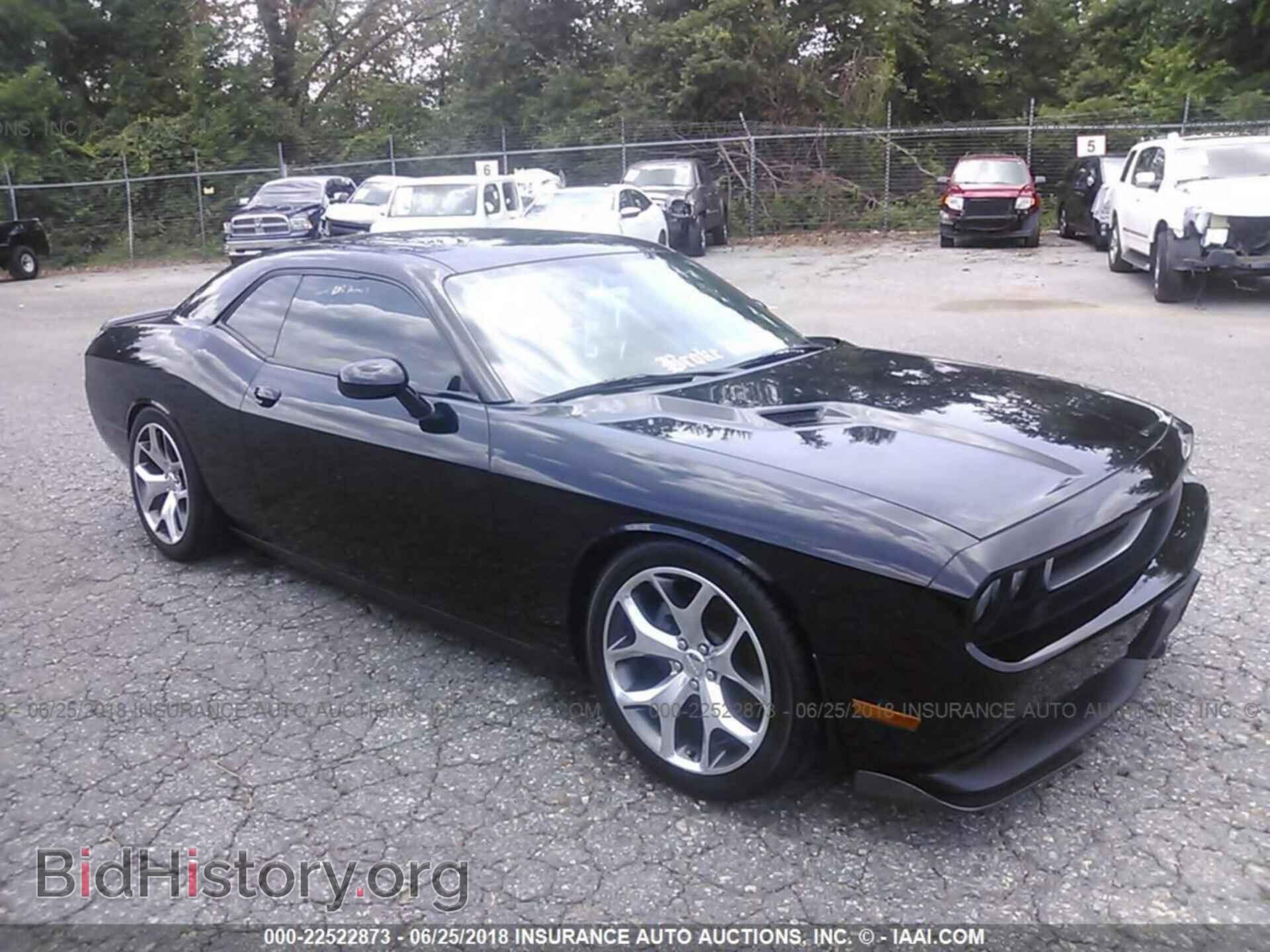Photo 2C3CDYAGXCH158555 - Dodge Challenger 2012