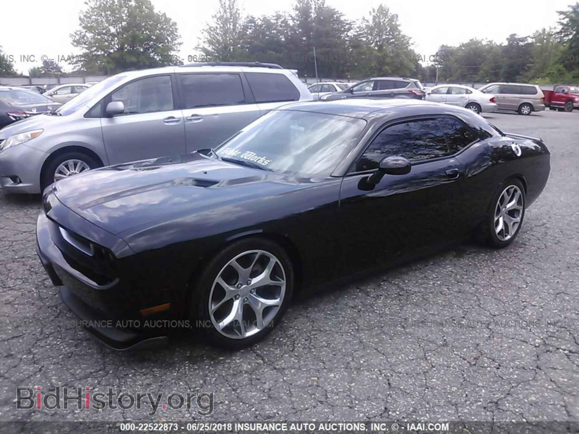 2012 Dodge Challenger - VIN: 2C3CDYAGXCH158555 - Photo 2