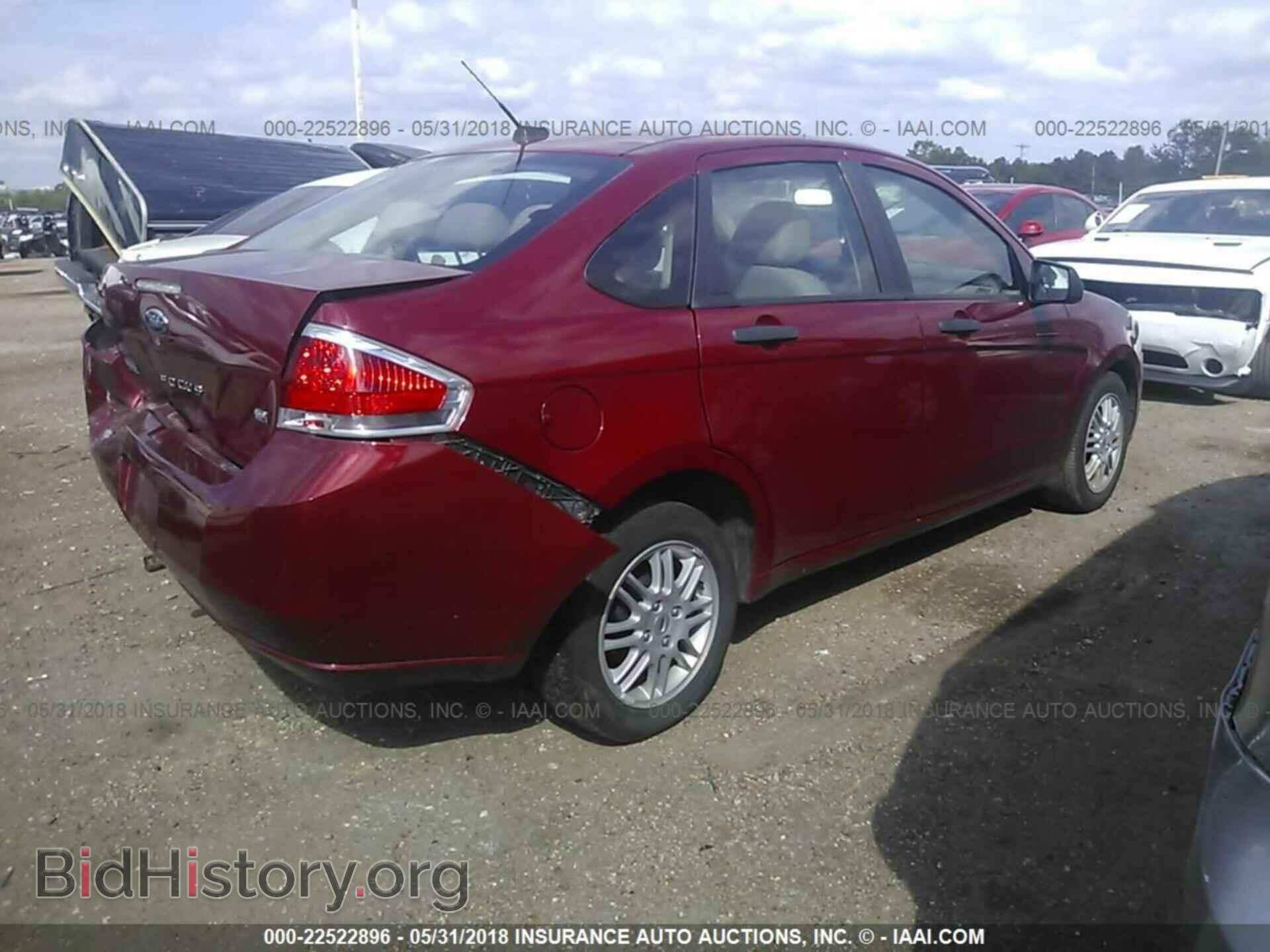 2011 Ford Focus - VIN: 1FAHP3FN7BW165908 - Фото 4