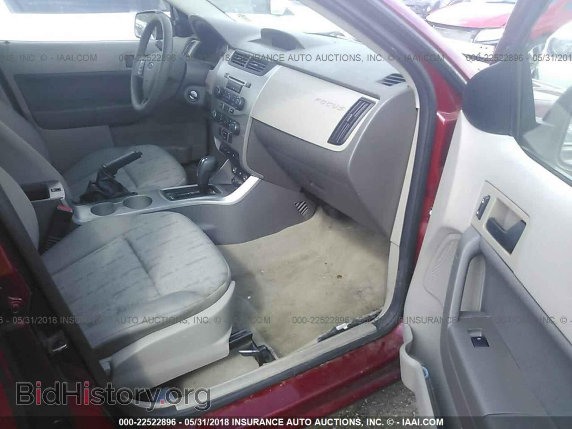 2011 Ford Focus - VIN: 1FAHP3FN7BW165908 - Фото 5