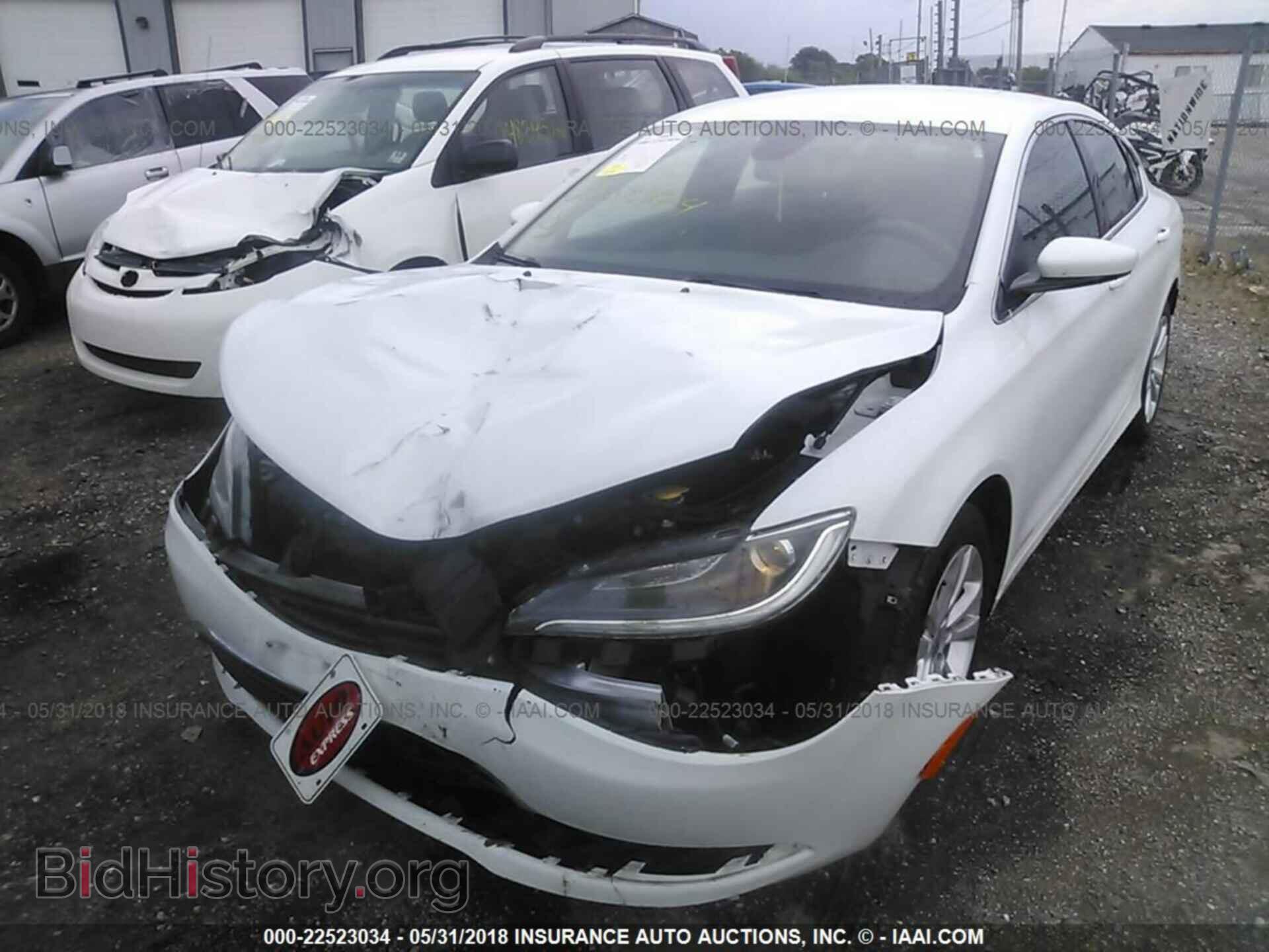2015 Chrysler 200 - VIN: 1C3CCCAB5FN579198 - Фото 2