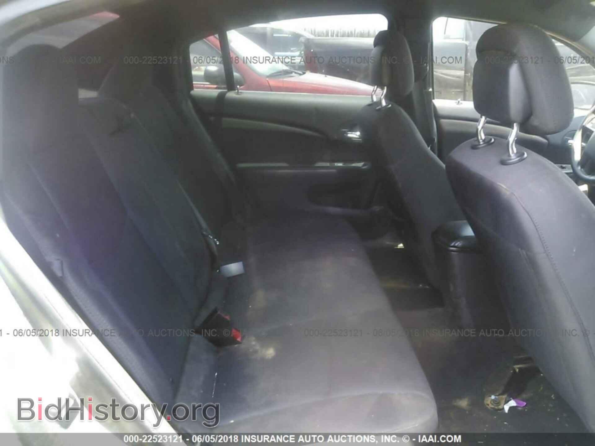2013 Chrysler 200 - VIN: 1C3CCBABXDN604751 - Фото 8