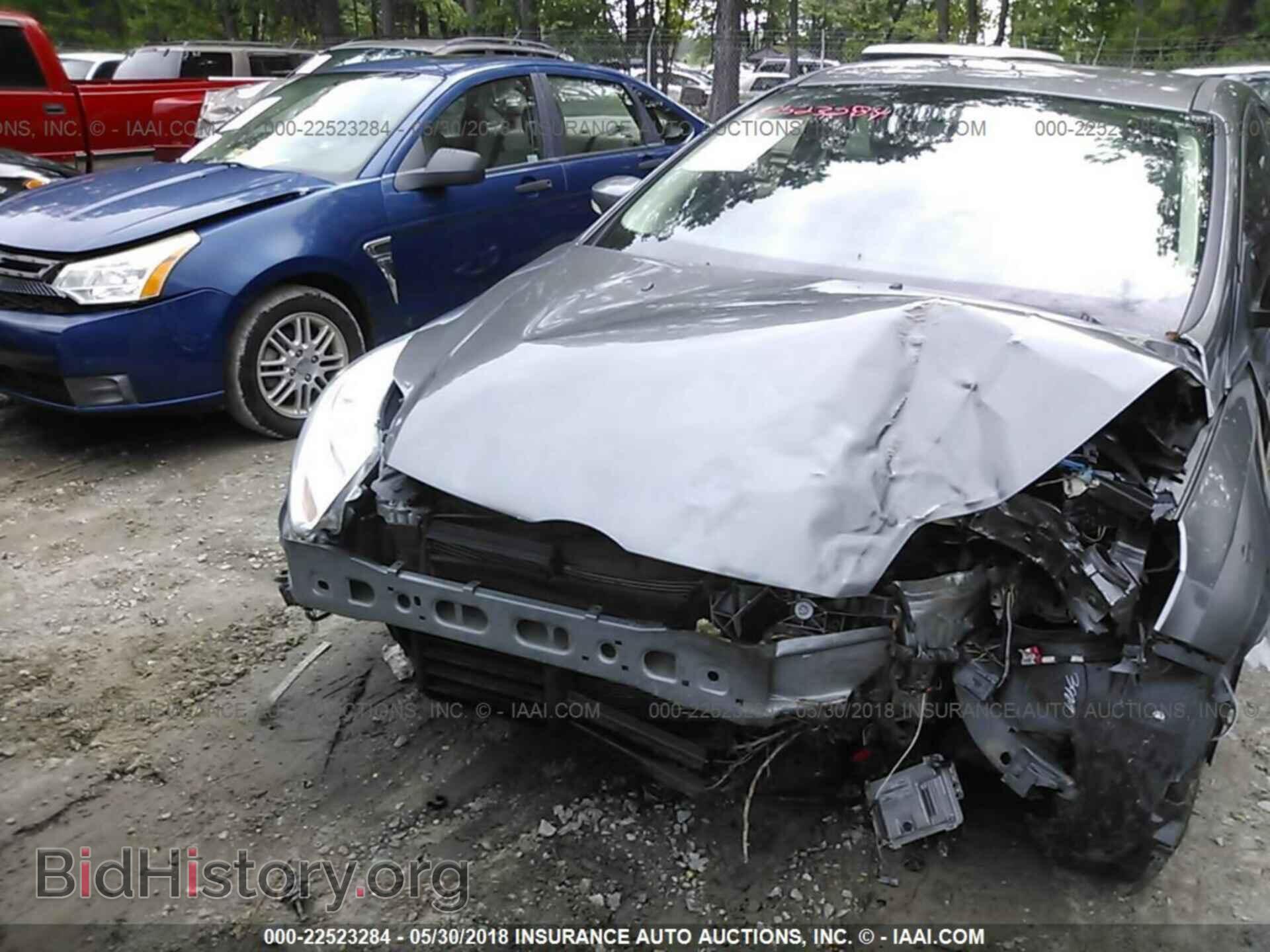 2014 Ford Focus - VIN: 1FADP3F27EL354844 - Photo 6