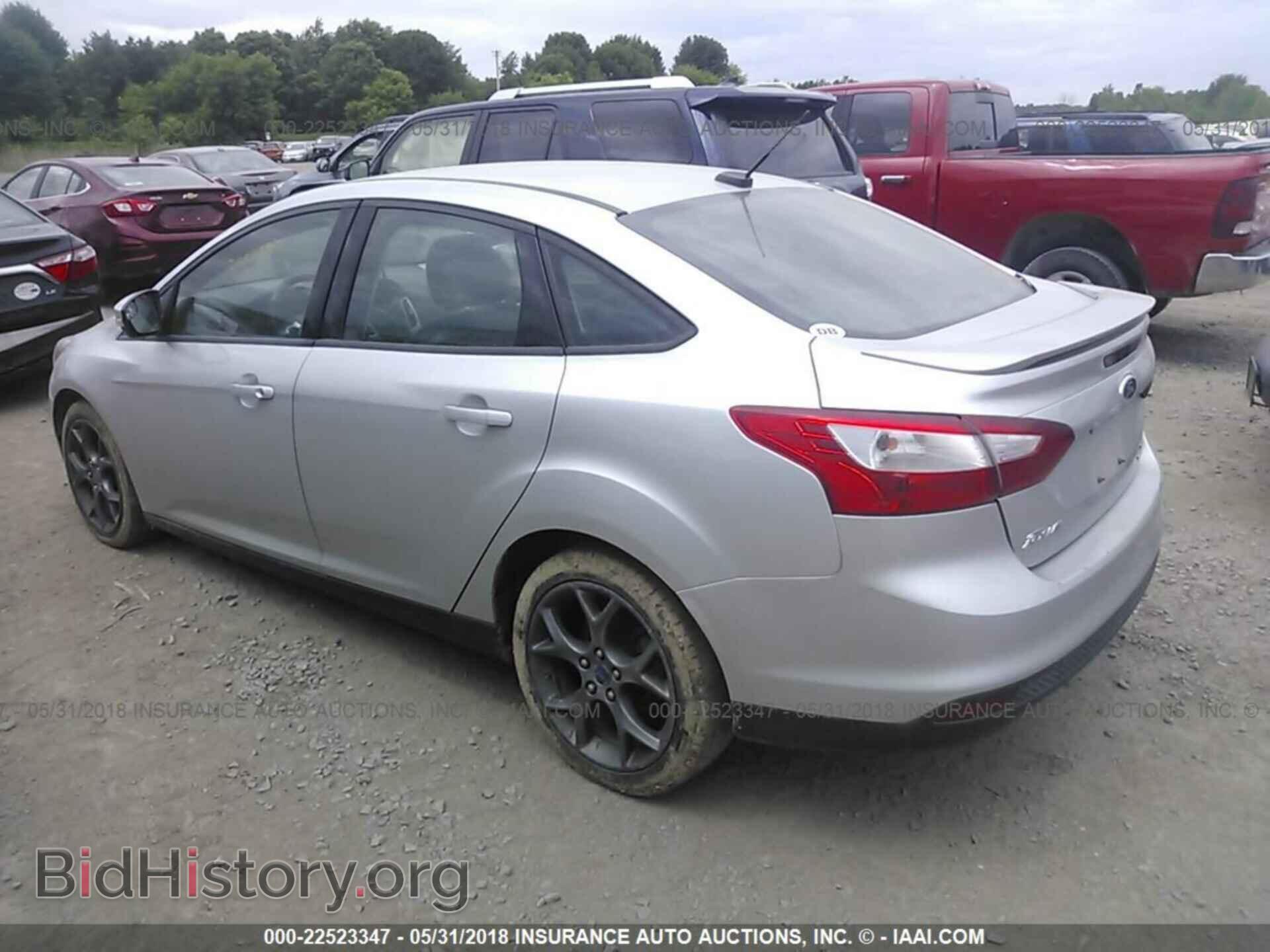 2013 Ford Focus - VIN: 1FADP3F29DL266280 - Фото 3