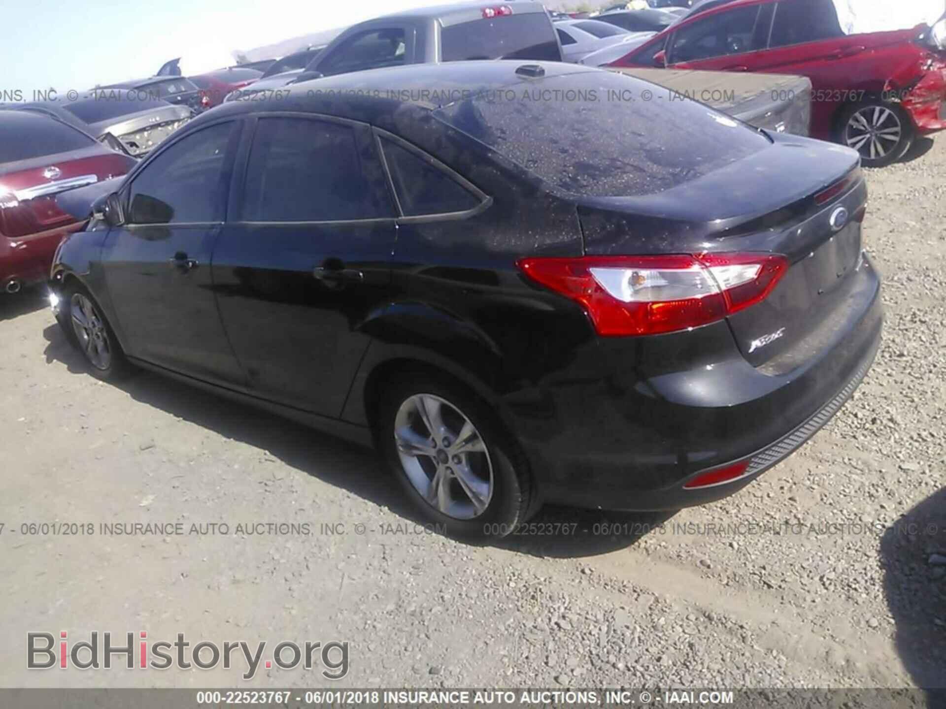 2014 Ford Focus - VIN: 1FADP3F24EL110293 - Фото 3