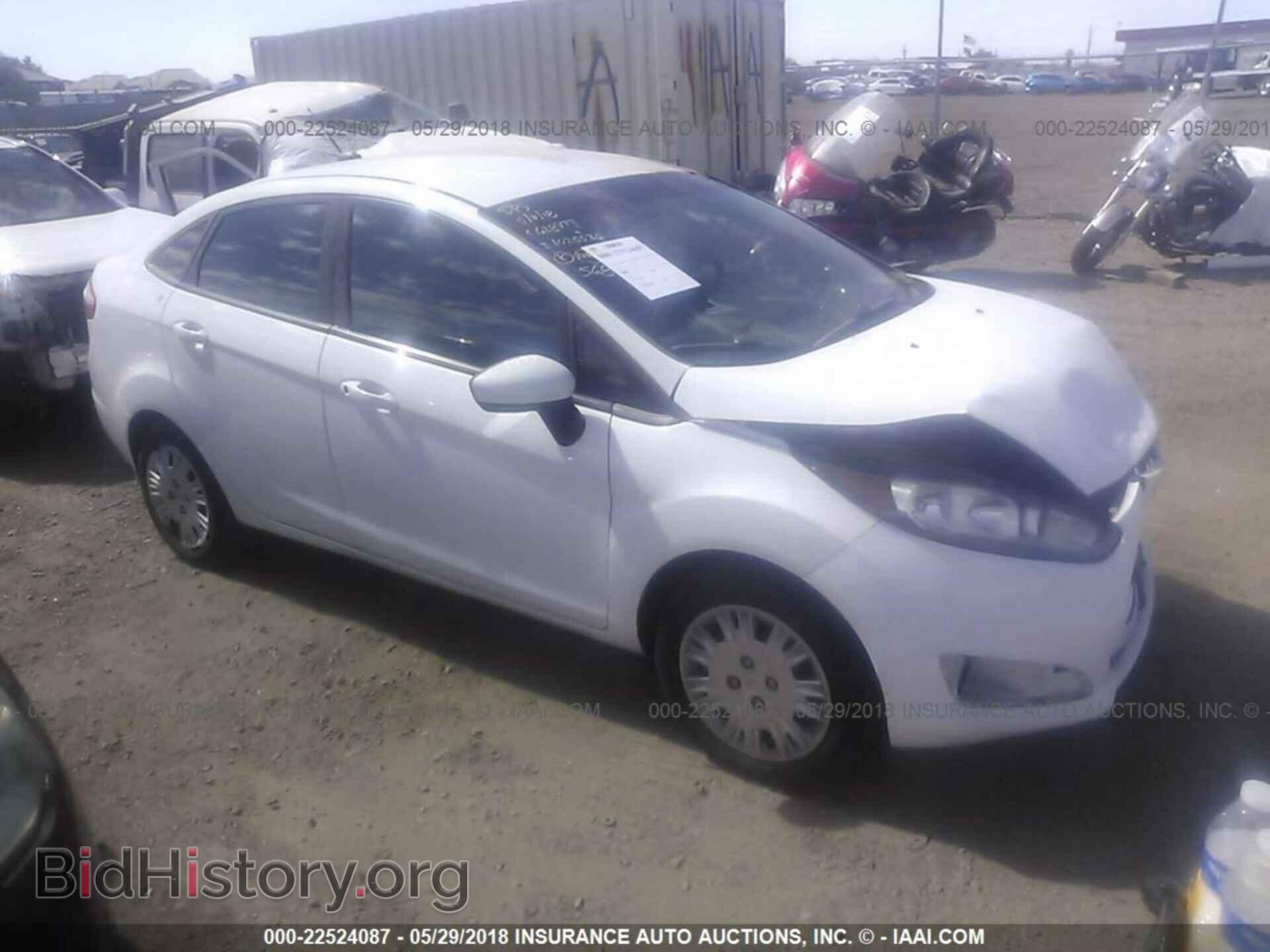 Photo 3FADP4AJ4EM102293 - Ford Fiesta 2014
