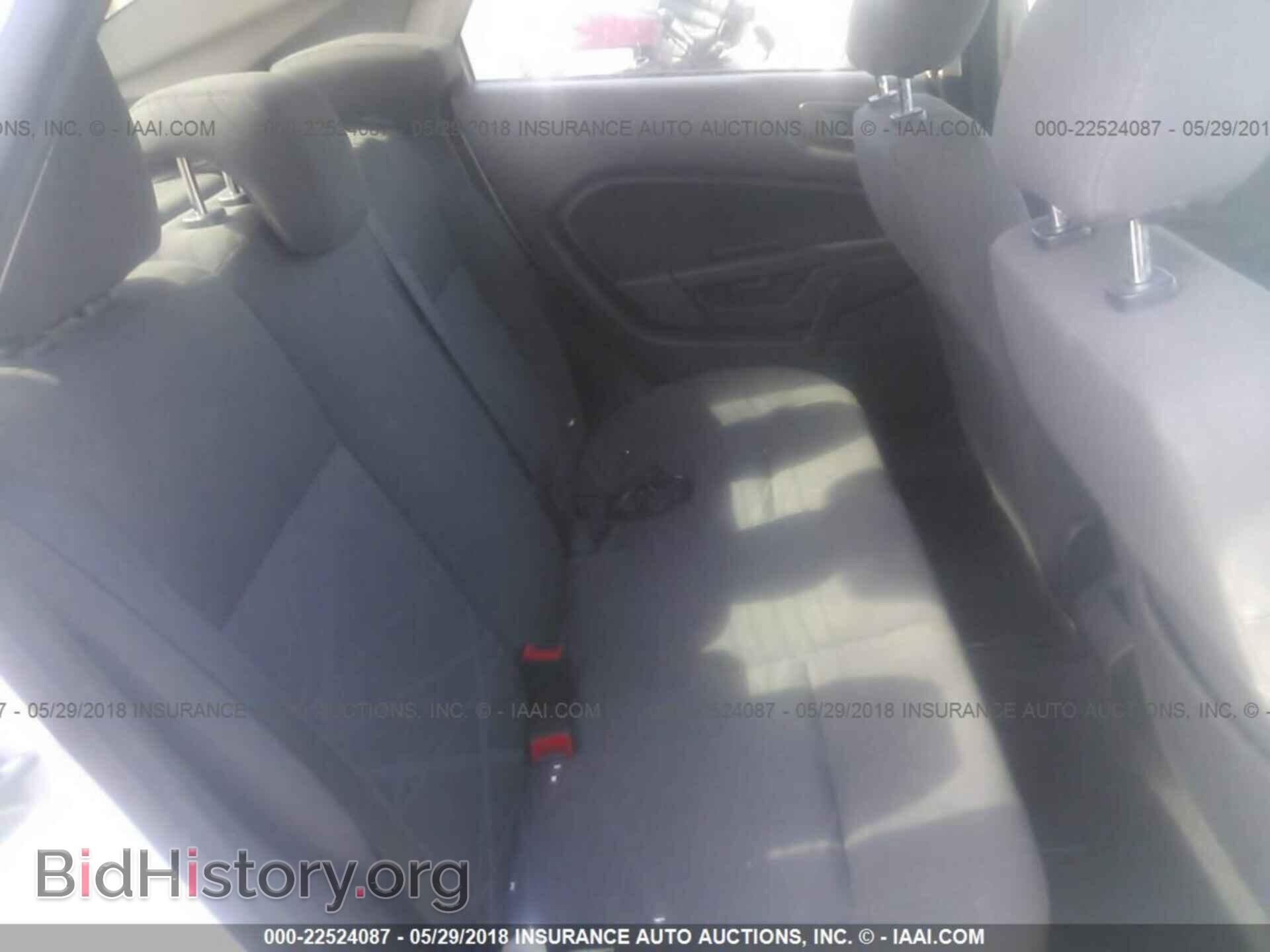 2014 Ford Fiesta - VIN: 3FADP4AJ4EM102293 - Фото 8