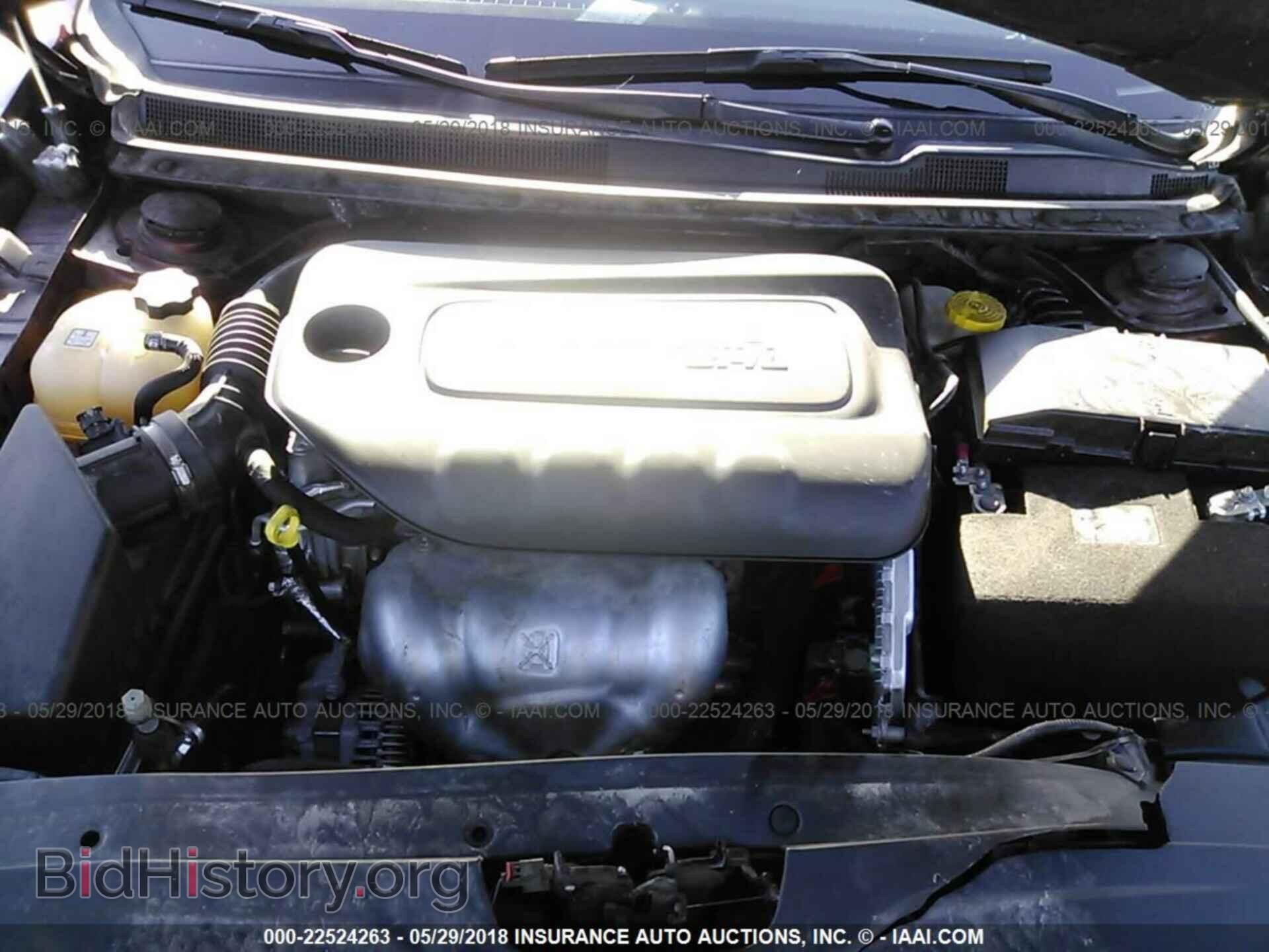 2016 Chrysler 200 - VIN: 1C3CCCAB9GN180117 - Фото 10