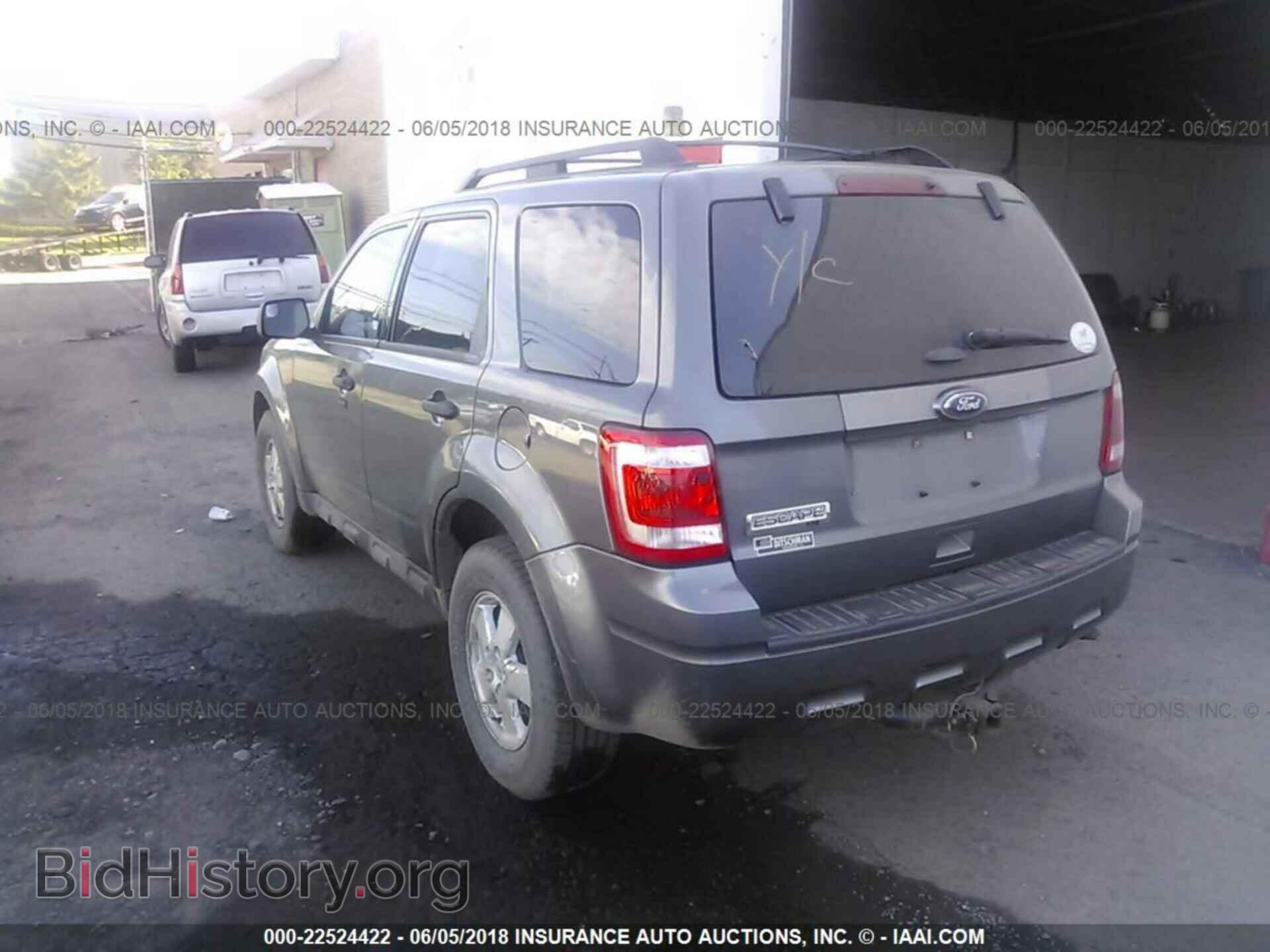 2011 Ford Escape - VIN: 1FMCU9D74BKC47019 - Фото 3