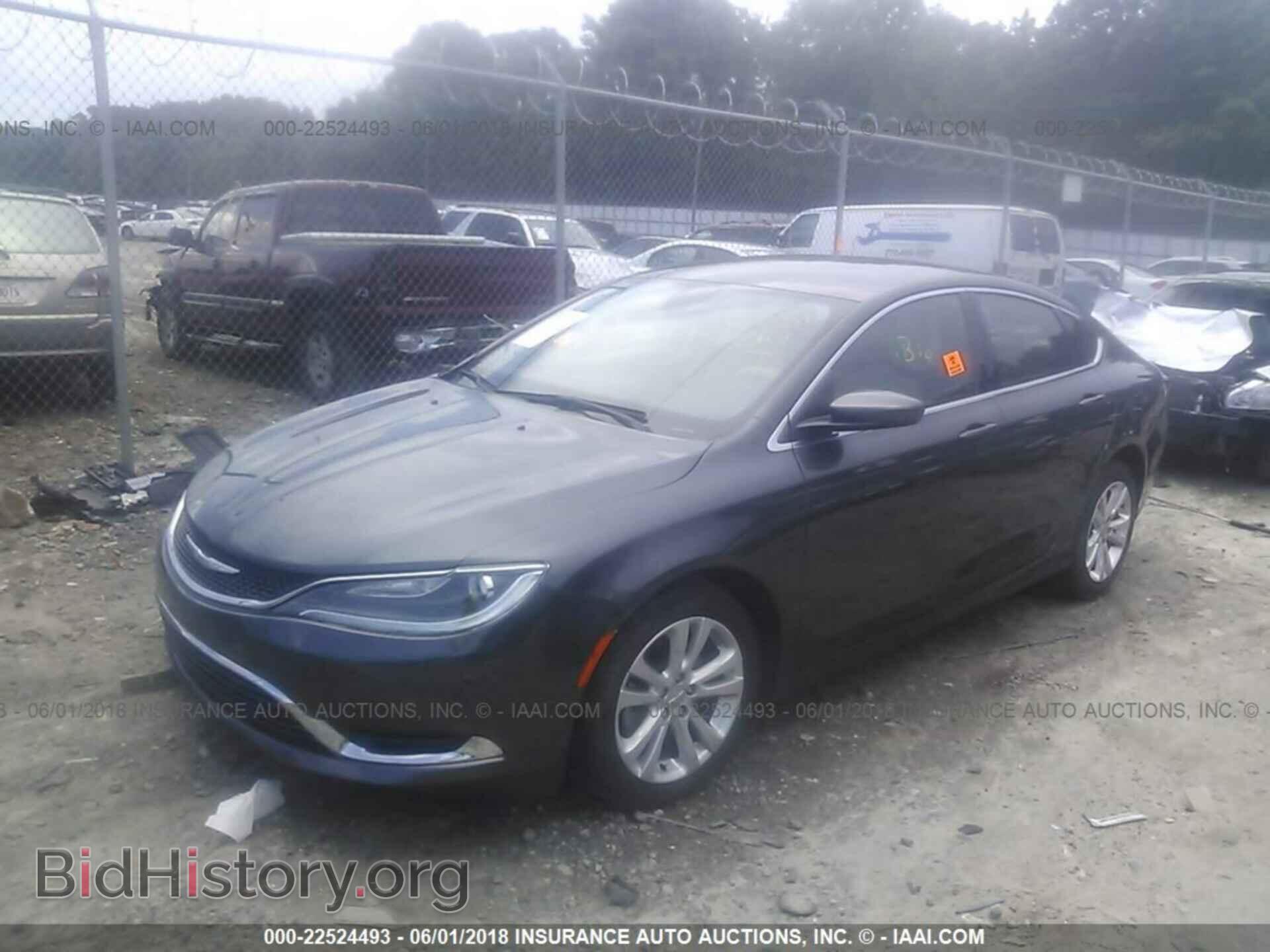 2015 Chrysler 200 - VIN: 1C3CCCAB4FN696965 - Photo 2