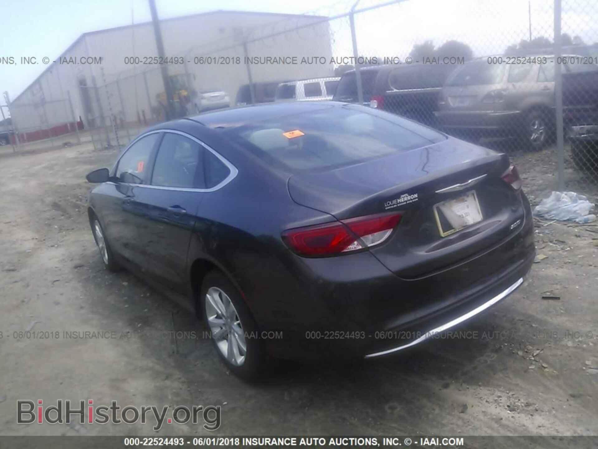 2015 Chrysler 200 - VIN: 1C3CCCAB4FN696965 - Photo 3