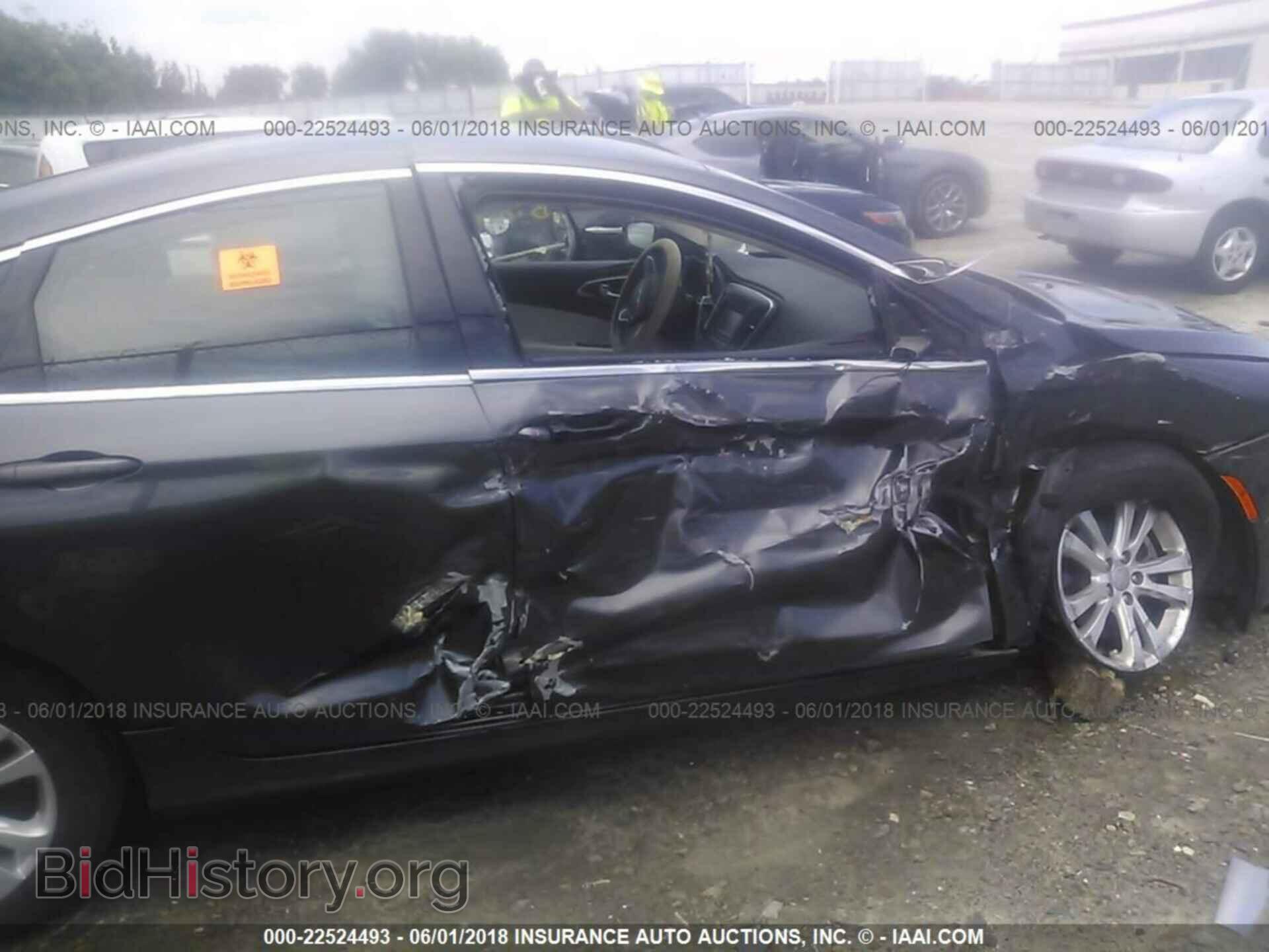2015 Chrysler 200 - VIN: 1C3CCCAB4FN696965 - Photo 6