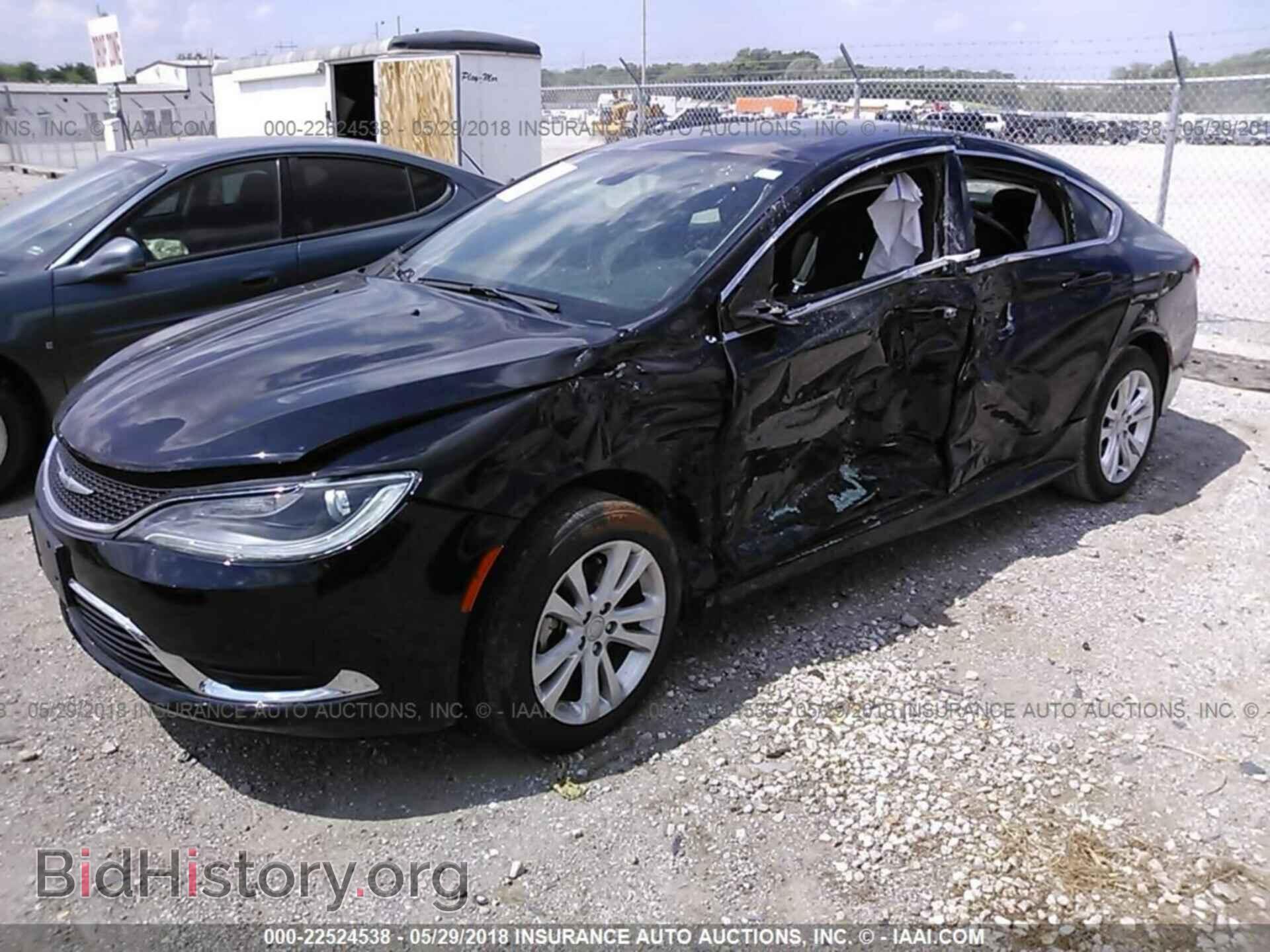 2016 Chrysler 200 - VIN: 1C3CCCAB7GN102676 - Photo 2