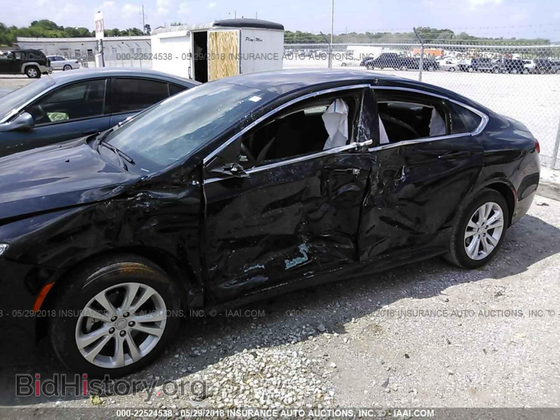 2016 Chrysler 200 - VIN: 1C3CCCAB7GN102676 - Photo 6
