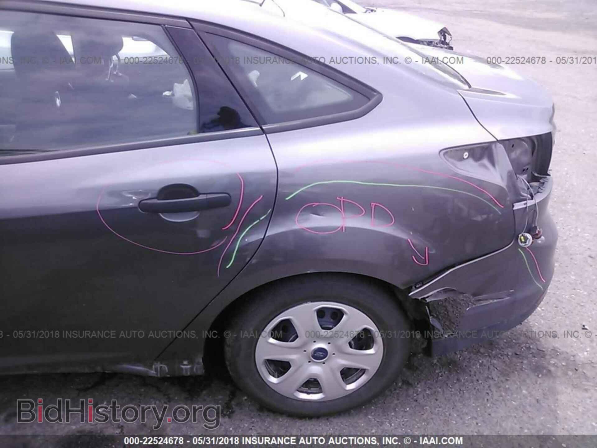 2014 Ford Focus - VIN: 1FADP3E26EL403873 - Photo 6