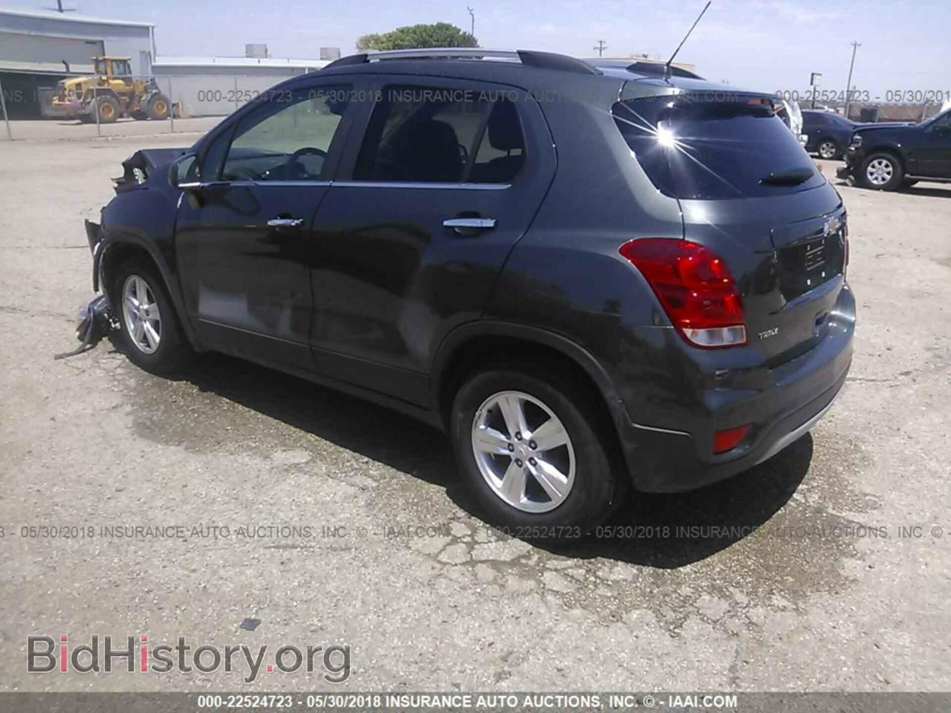 2018 Chevrolet Trax - VIN: KL7CJLSB7JB591005 - Фото 3