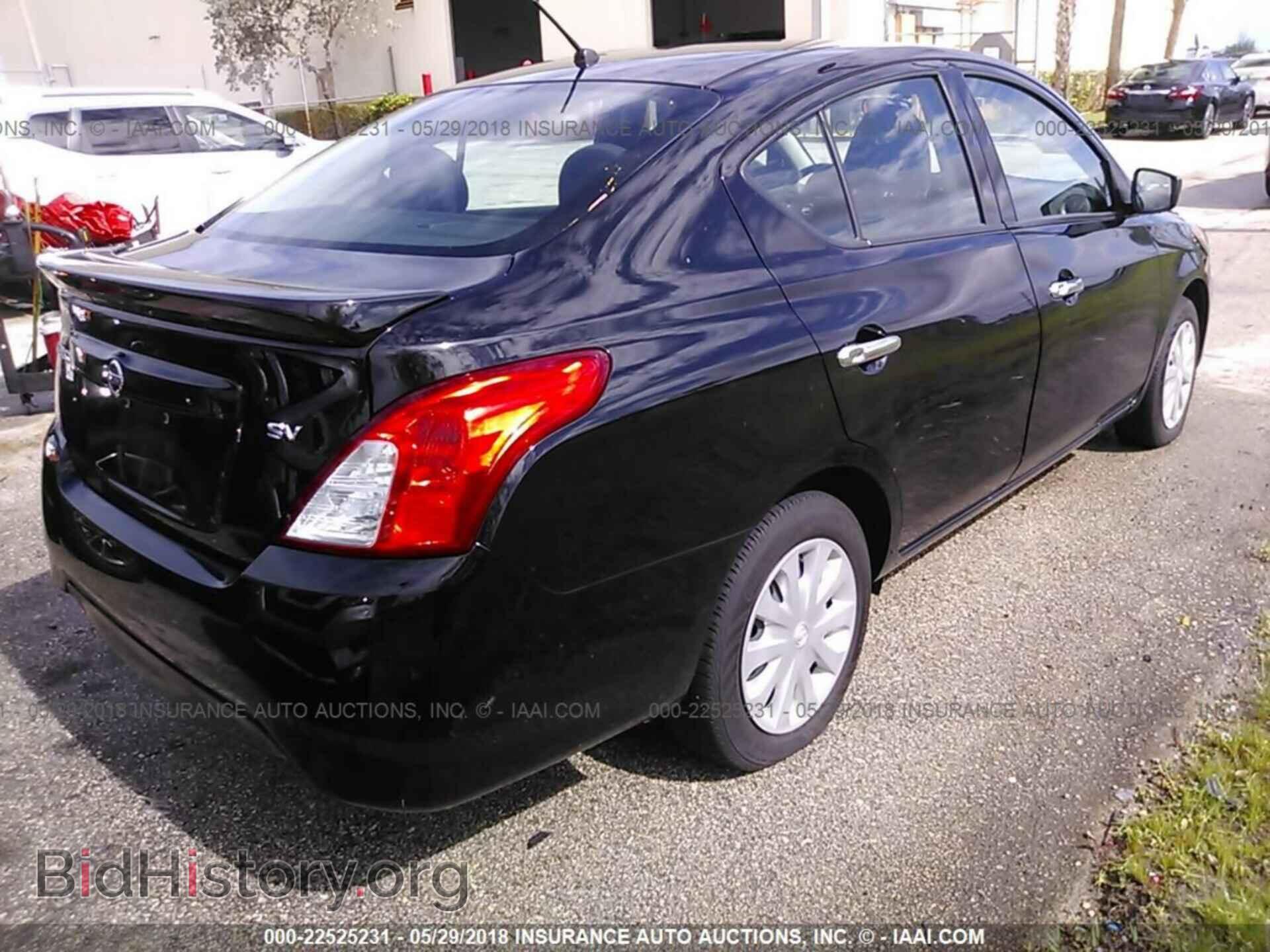 2017 Nissan Versa - VIN: 3N1CN7AP0HL829347 - Фото 4