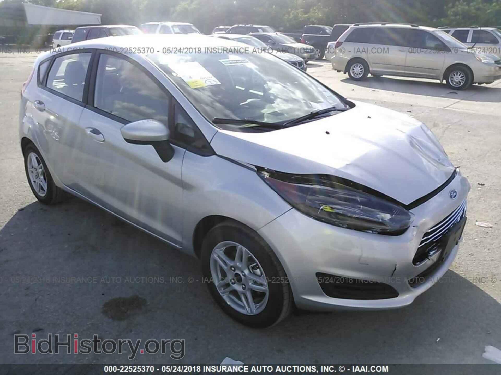 Photo 3FADP4EJ8JM122275 - Ford Fiesta 2018