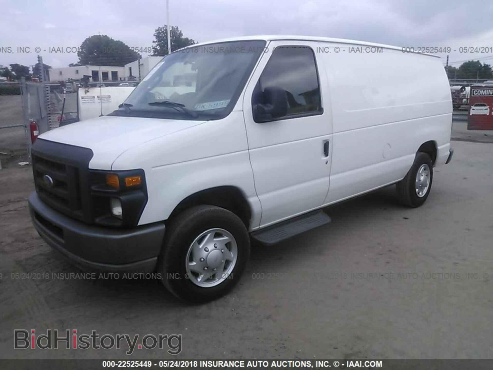 2011 Ford Econoline - VIN: 1FTNE1EW3BDB37925 - Photo 2