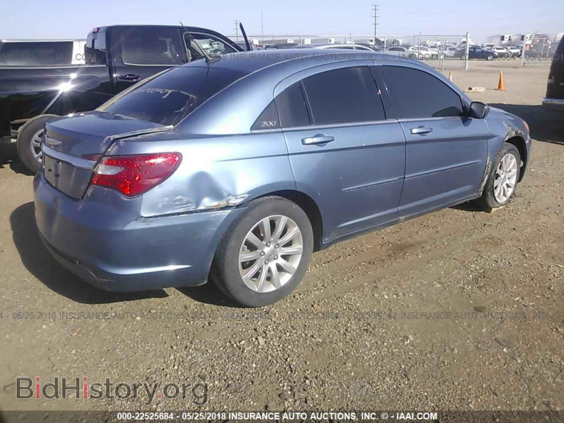 2011 Chrysler 200 - VIN: 1C3BC1FG4BN550564 - Фото 4