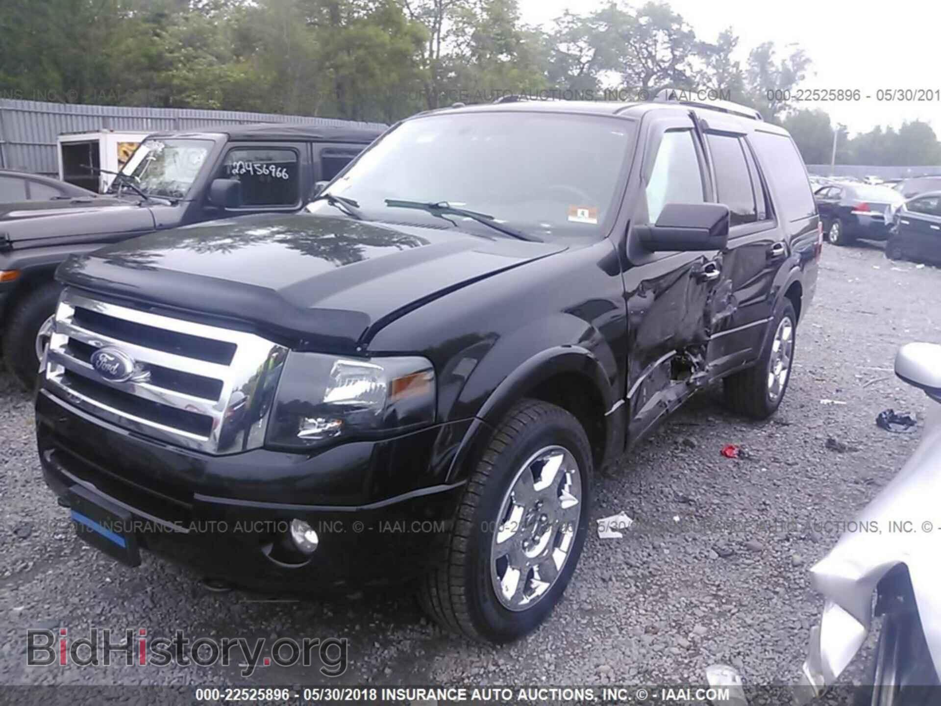2013 Ford Expedition - VIN: 1FMJU2A55DEF65511 - Фото 2