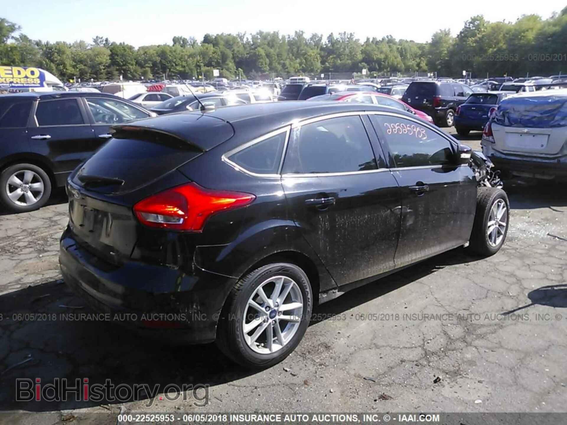 2016 Ford Focus - VIN: 1FADP3K27GL363973 - Фото 4