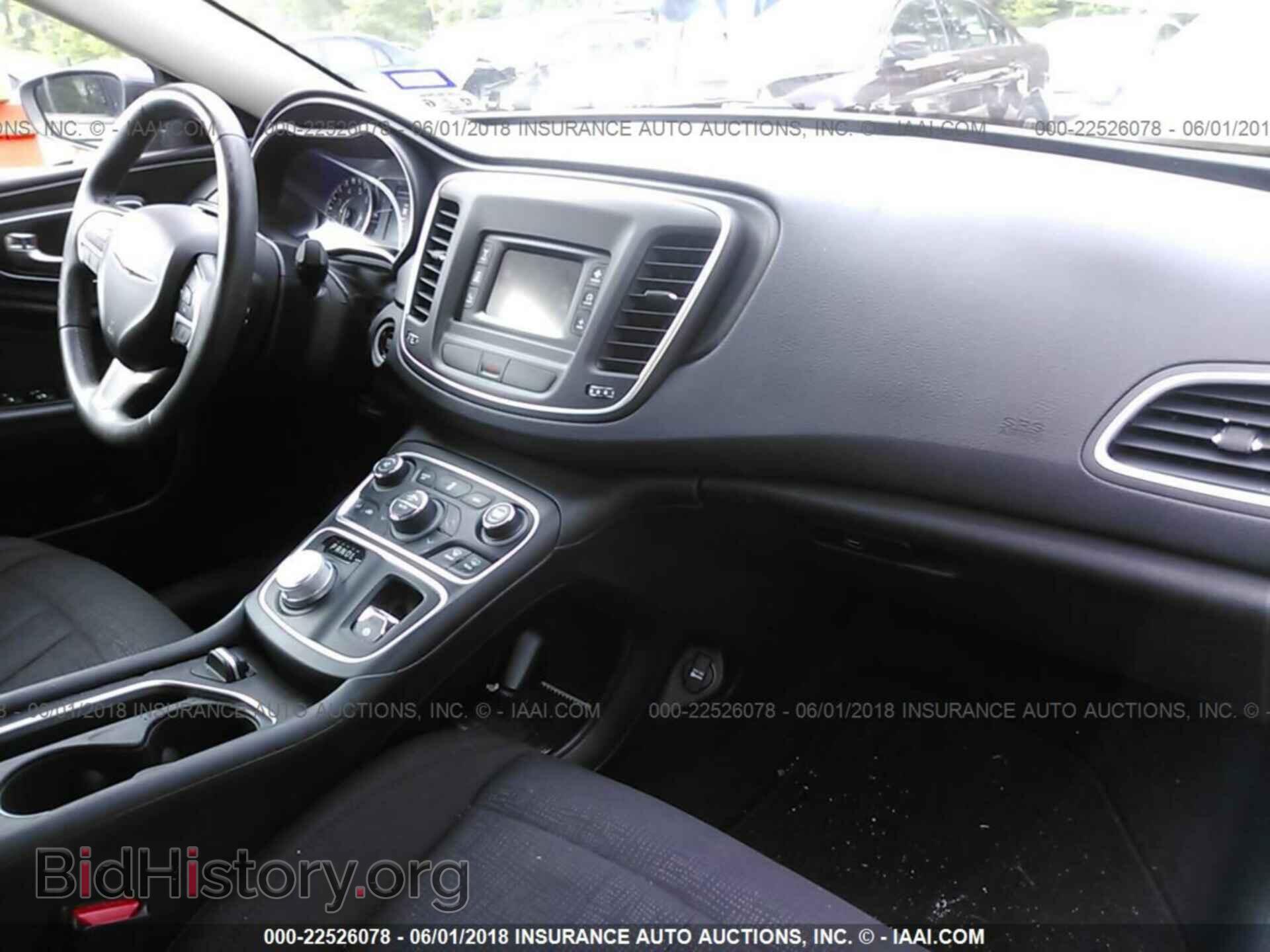 2015 Chrysler 200 - VIN: 1C3CCCAB7FN533503 - Photo 5