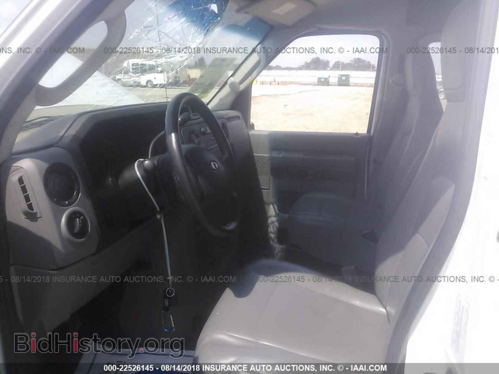 2011 Ford Econoline - VIN: 1FTNE2EL7BDB37955 - Фото 8