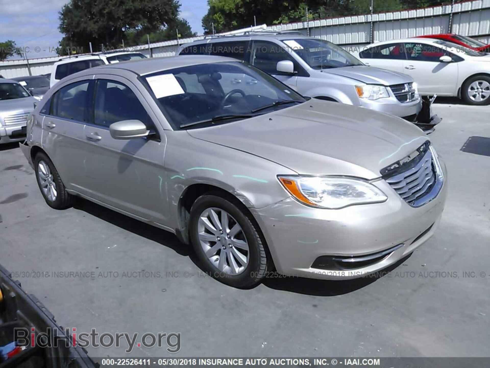 Photo 1C3CCBBBXDN636503 - Chrysler 200 2013